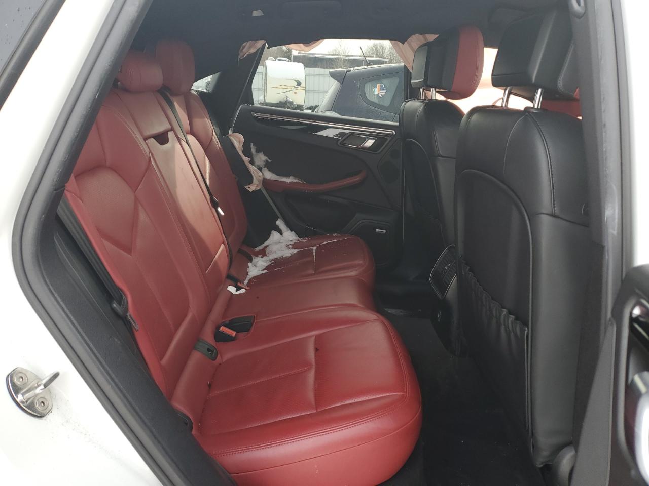 2019 Porsche Macan - Image 11