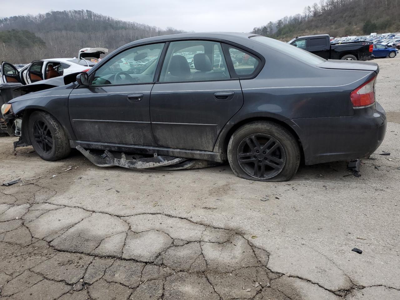 2009 Subaru Legacy - Image 2