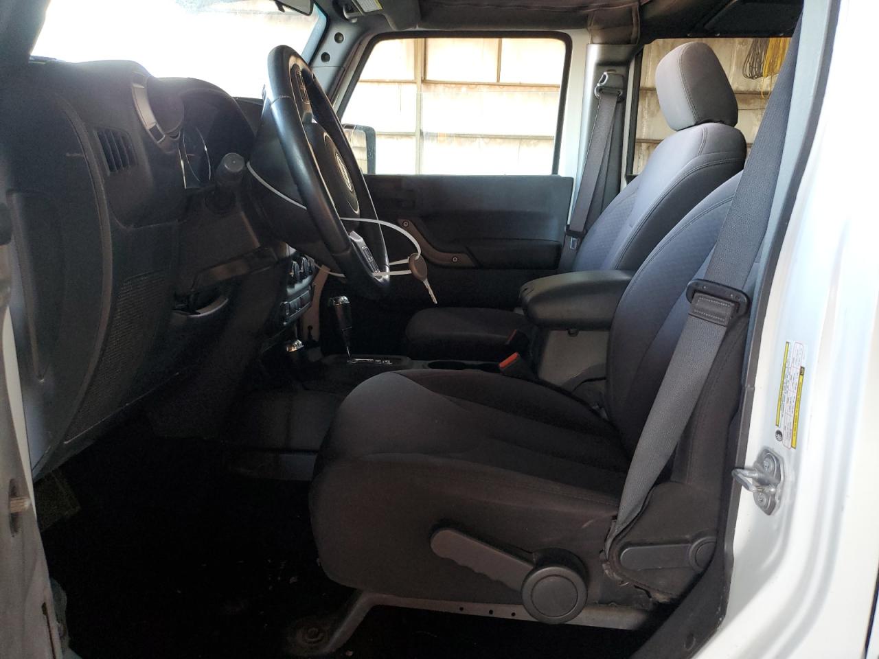 2017 Jeep Wrangler - Image 7