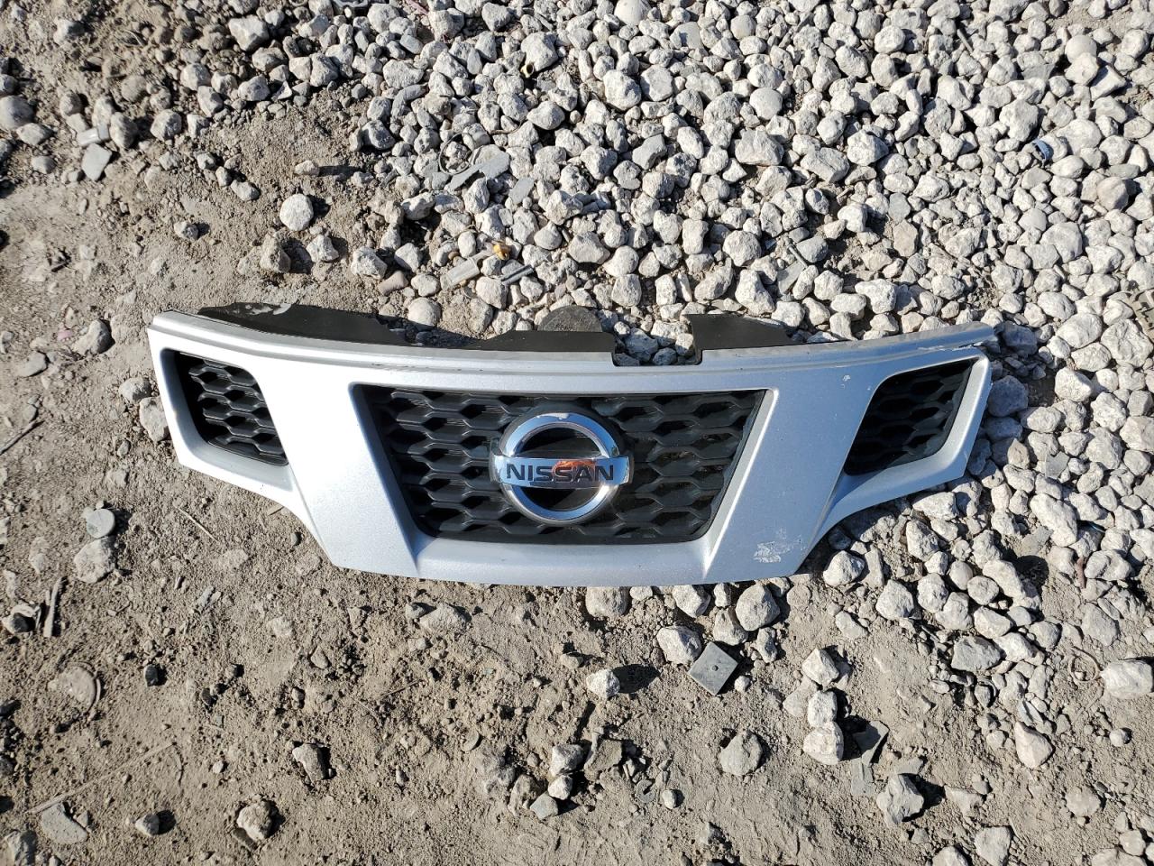 2013 Nissan NV - Image 13