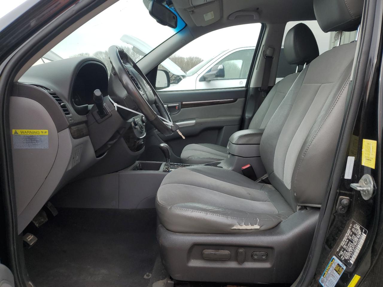 2012 Hyundai Santa Fe - Image 7