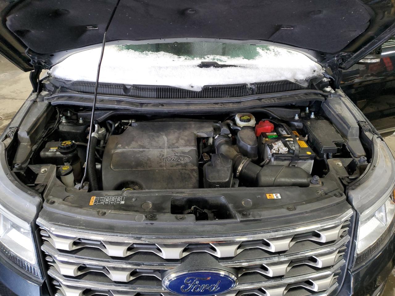 2017 Ford Explorer - Image 12