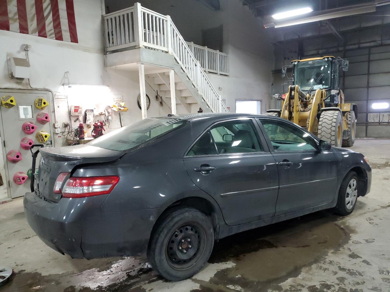 2010 Toyota Camry - Image 3