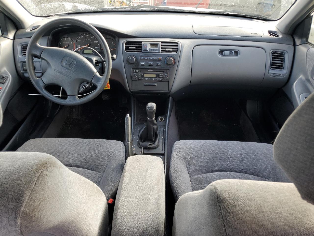 2001 Honda Accord - Image 8