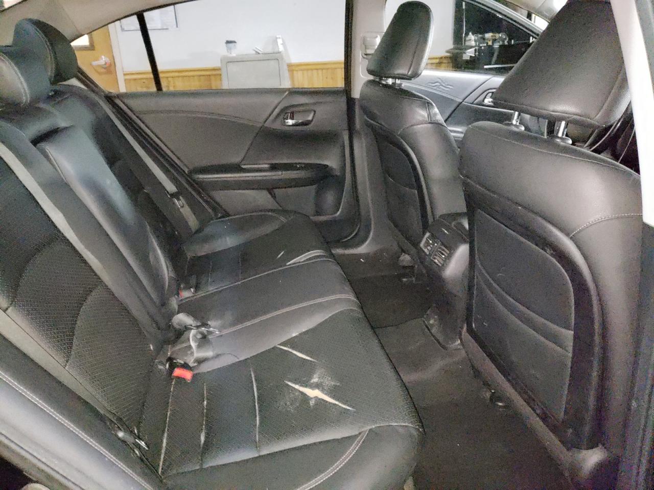 2013 Honda Accord - Image 10