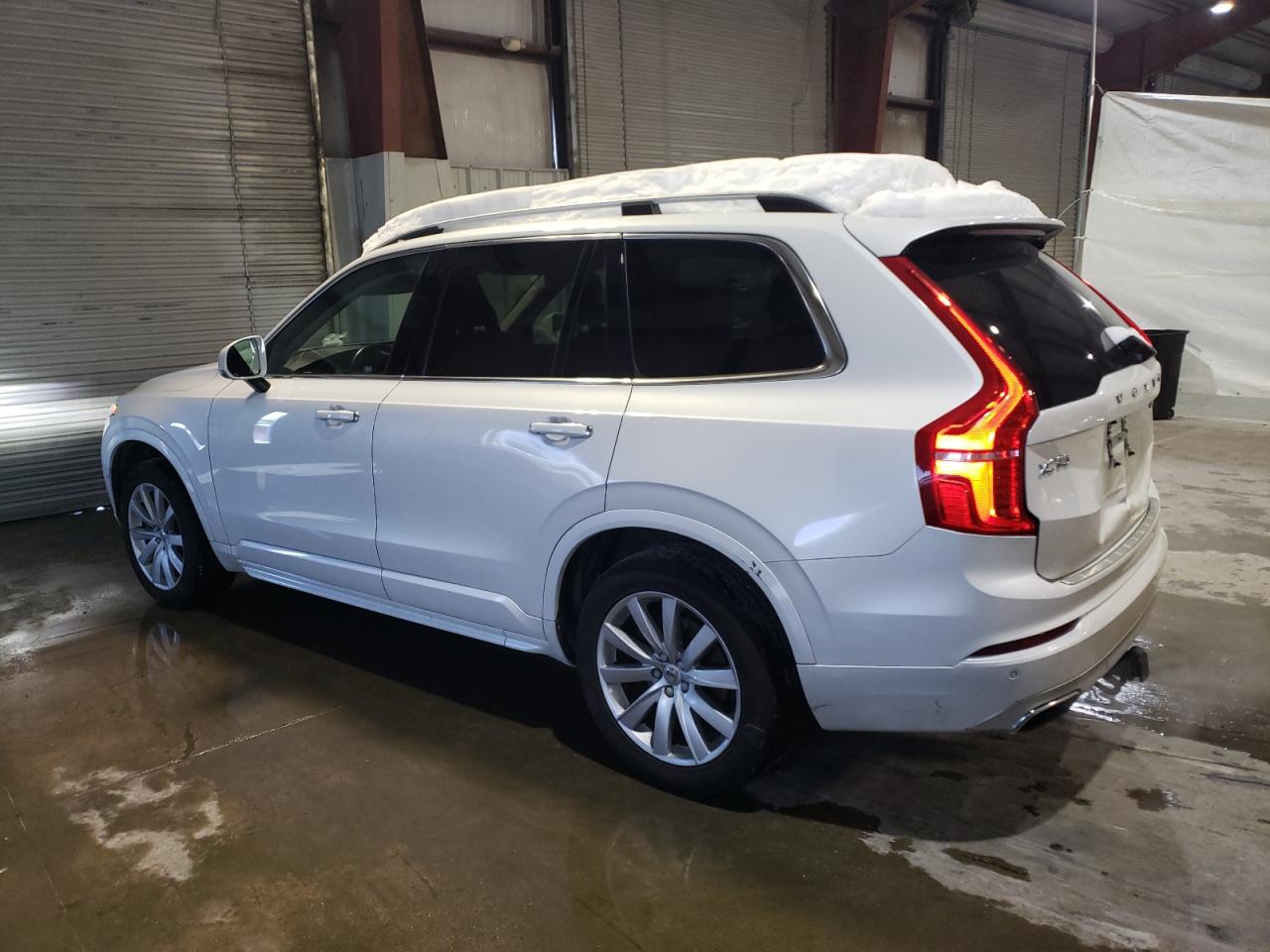 2017 Volvo XC90 - Image 2