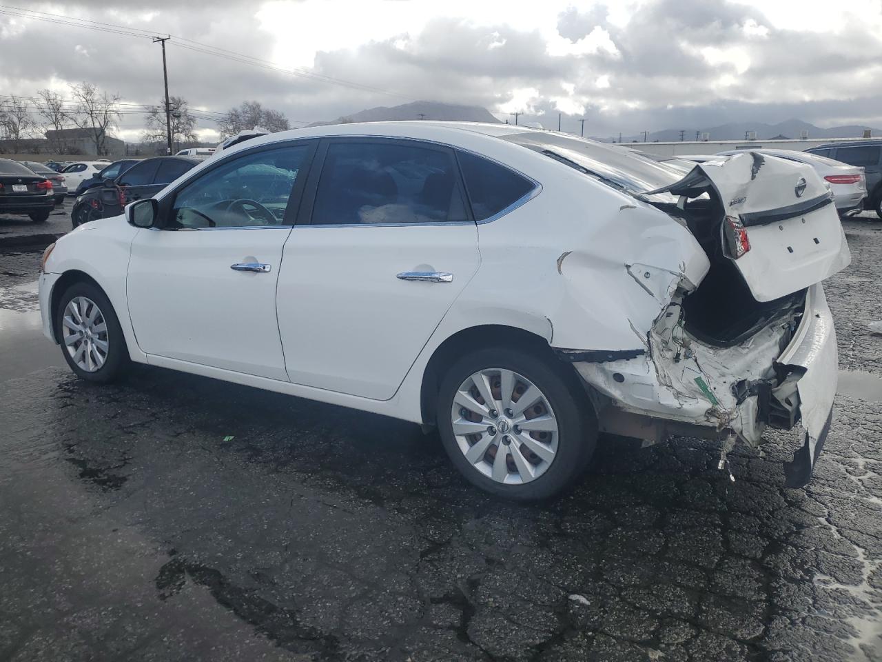 2015 Nissan Sentra - Image 2