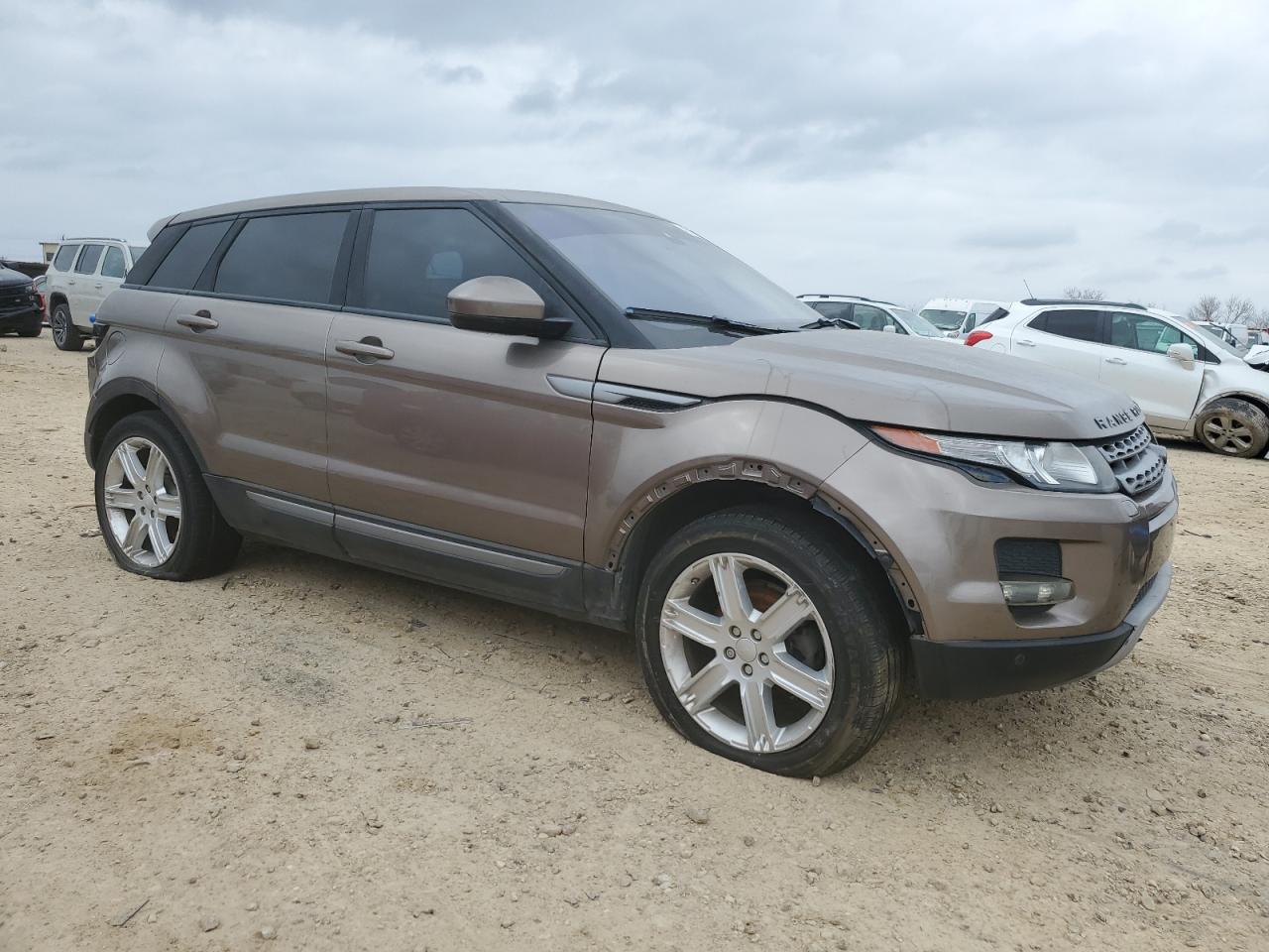 2015 Land Rover Range Rover - Image 4