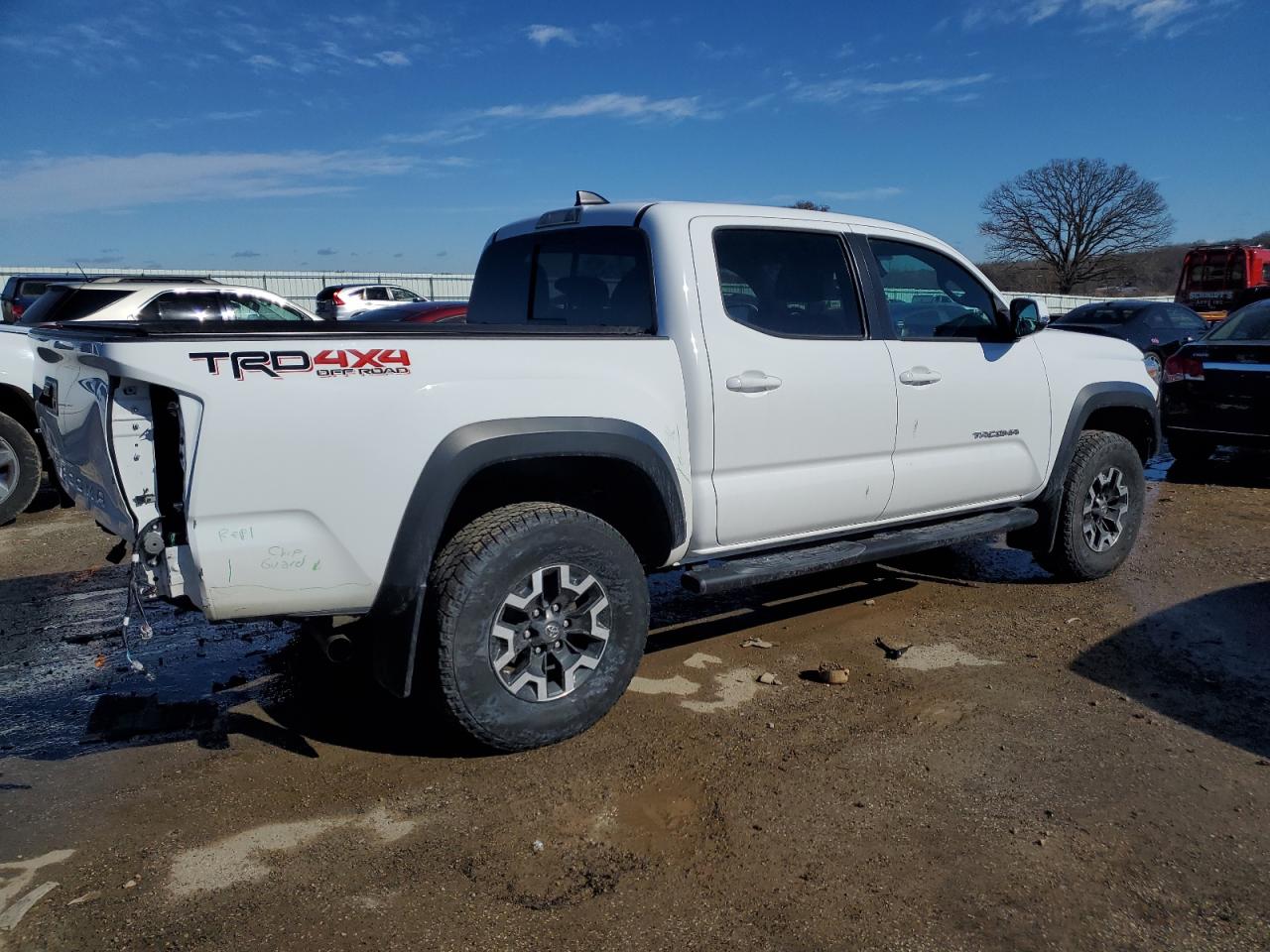 2020 Toyota Tacoma - Image 3