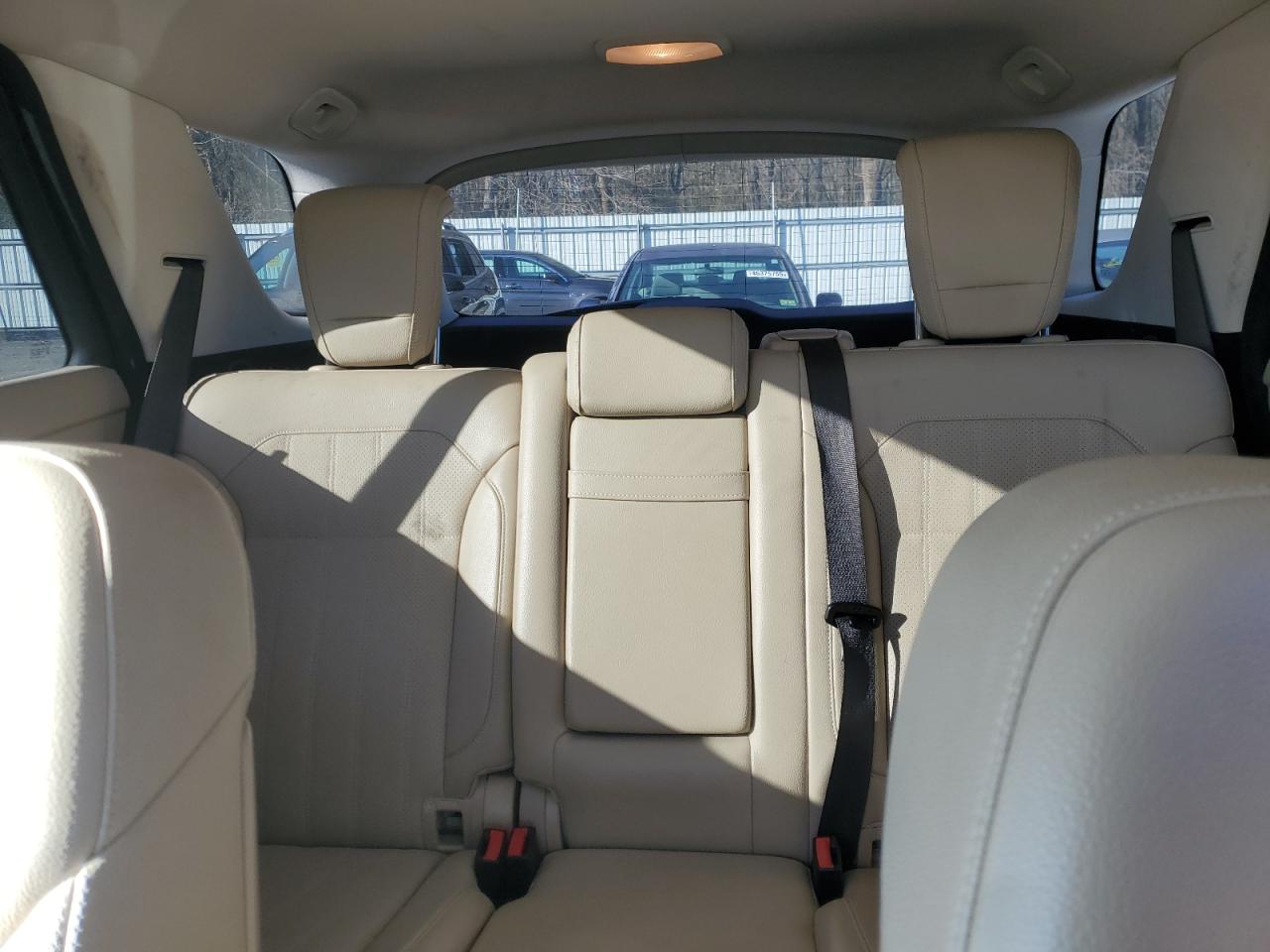 2016 Mercedes-Benz GLE - Image 10