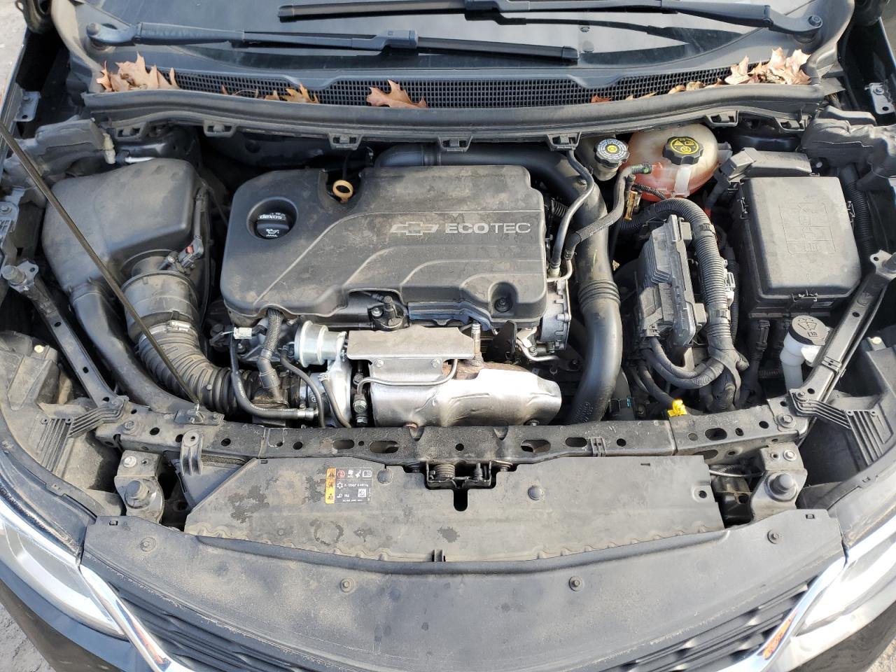 2018 Chevrolet Cruze - Image 12