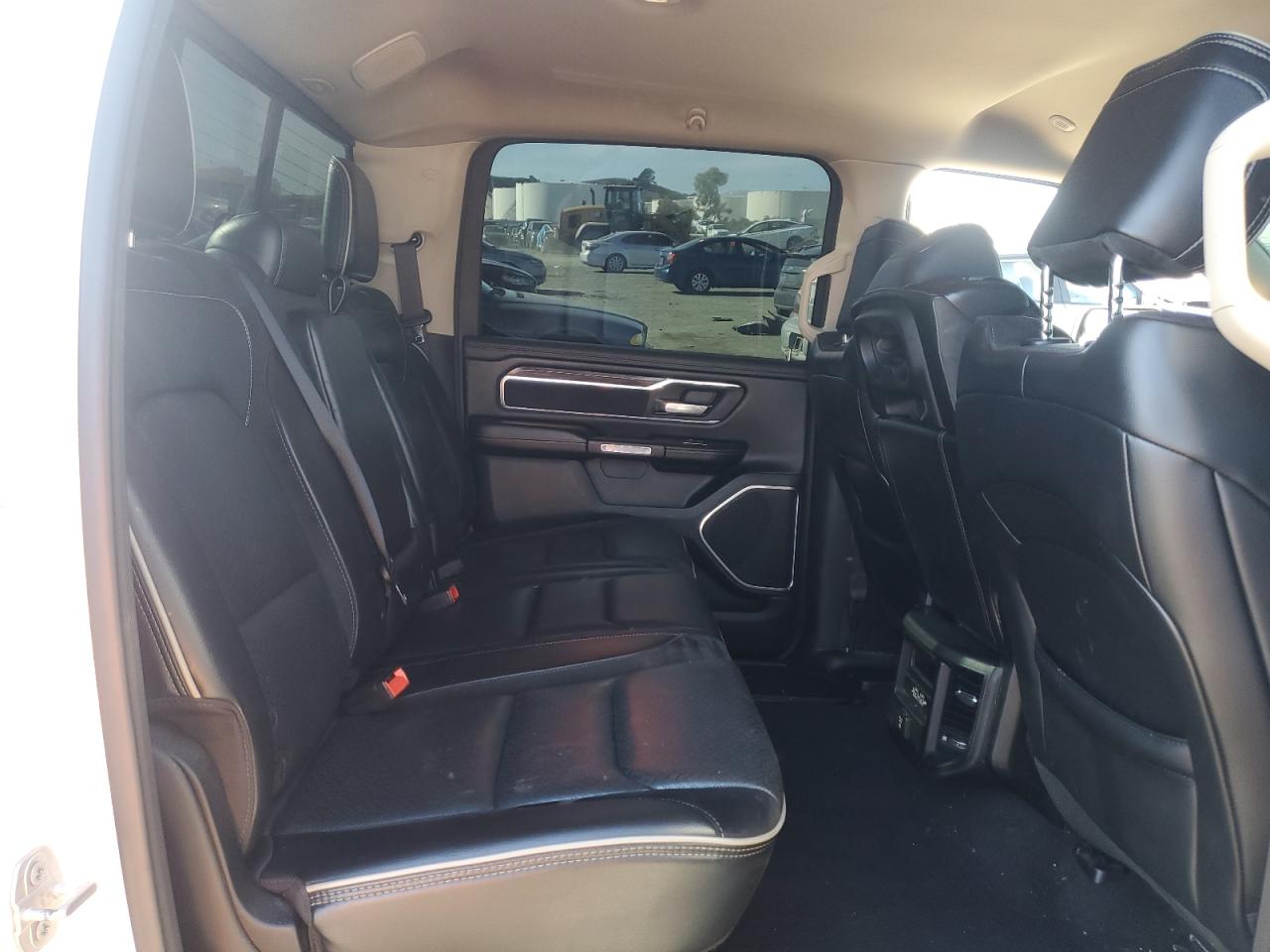2019 RAM 1500 - Image 10