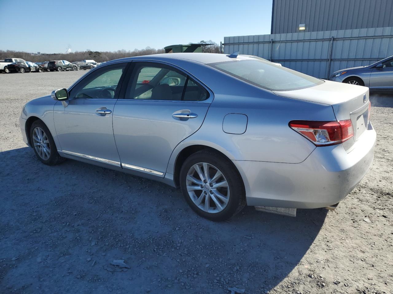 2011 Lexus ES - Image 2