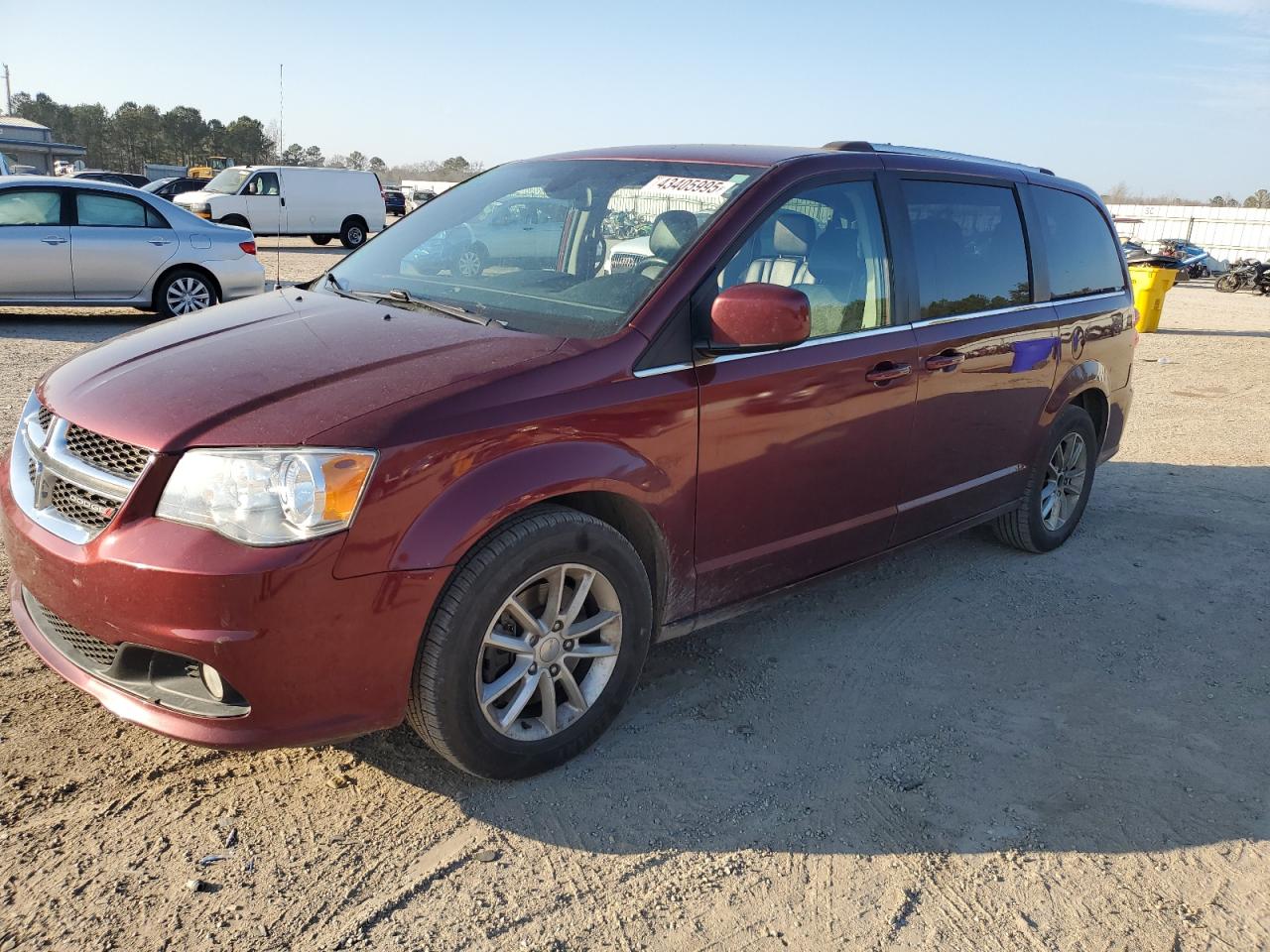 2019 Dodge Caravan - Image 1