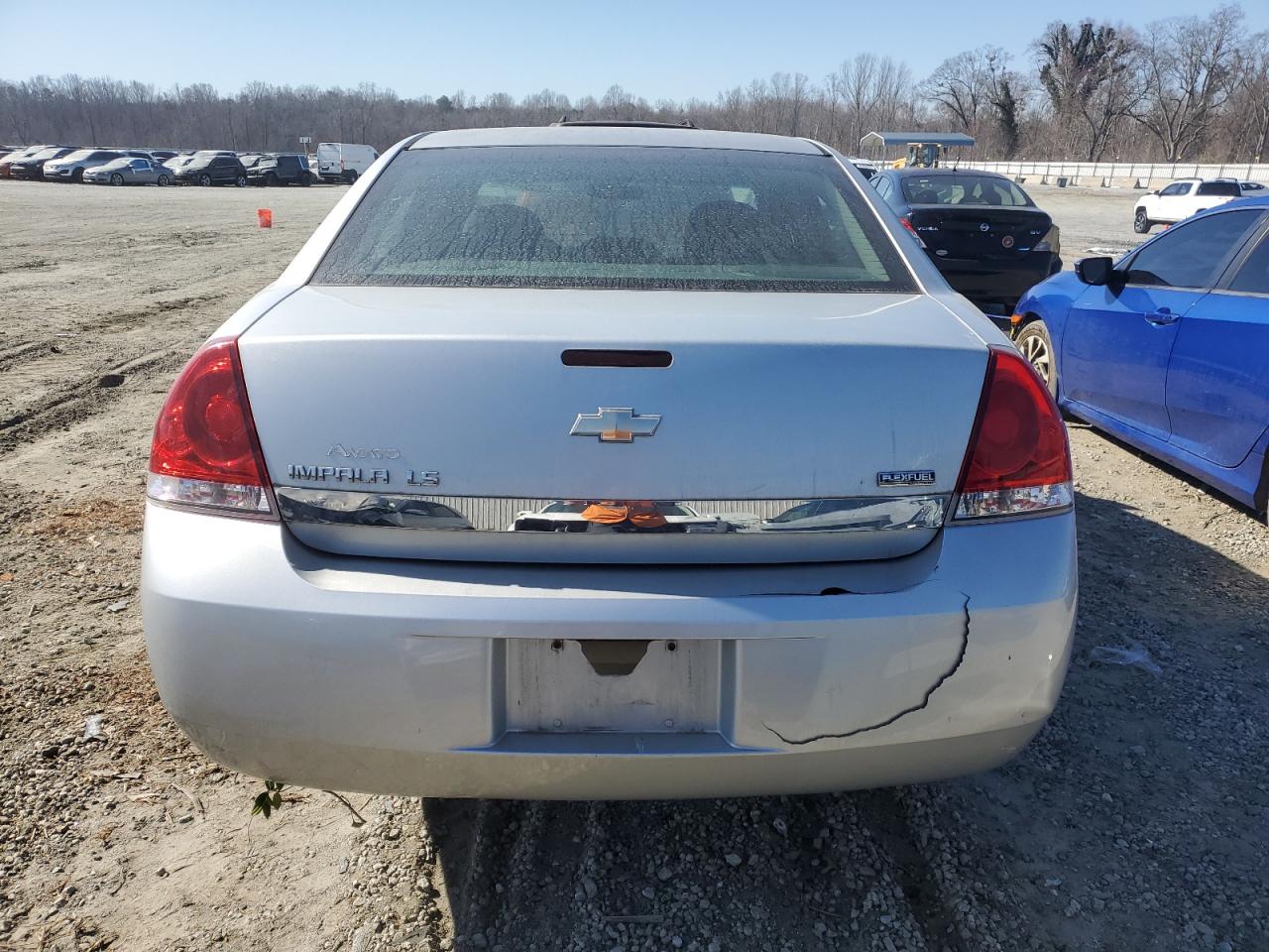 2009 Chevrolet Impala - Image 6