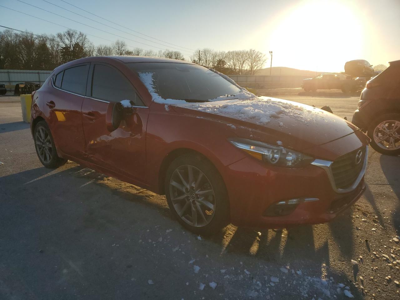 2018 Mazda 3 - Image 4
