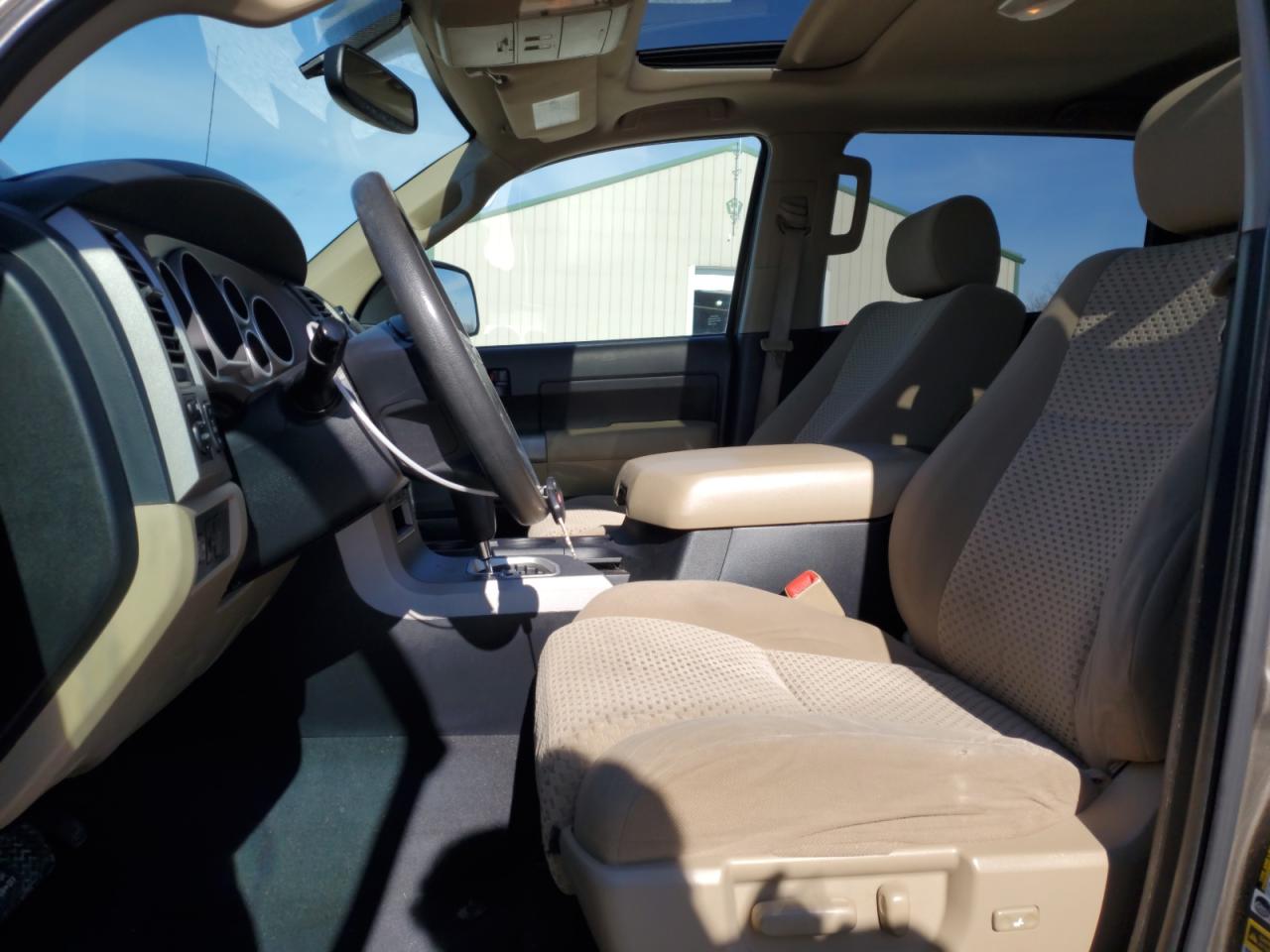 2013 Toyota Tundra - Image 7