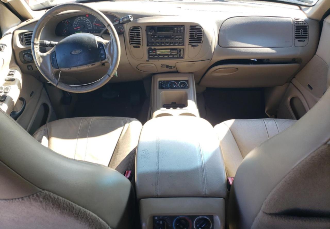 2000 Ford Expedition - Image 8