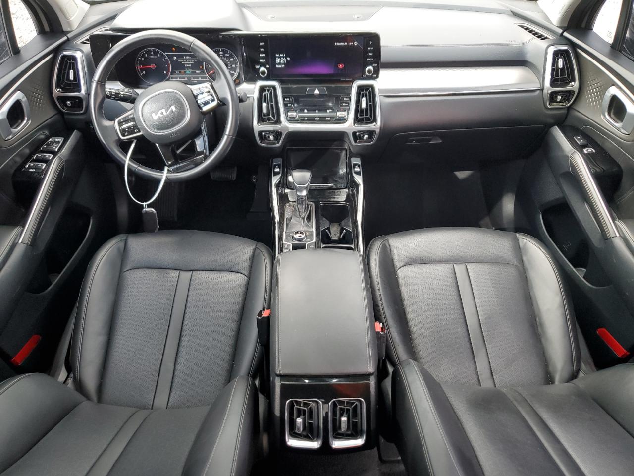 2022 Kia Sorento - Image 8