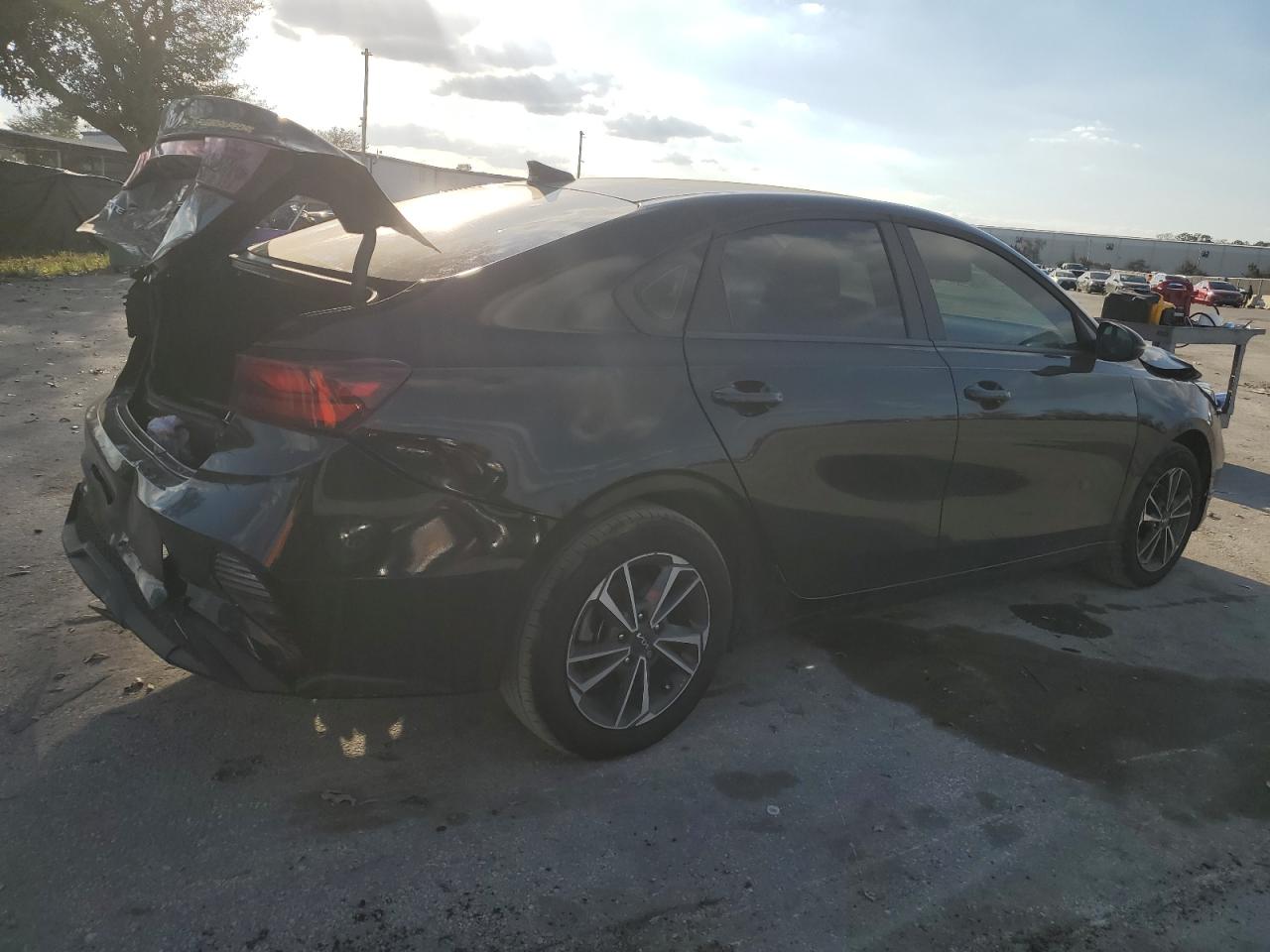 2024 Kia Forte - Image 3