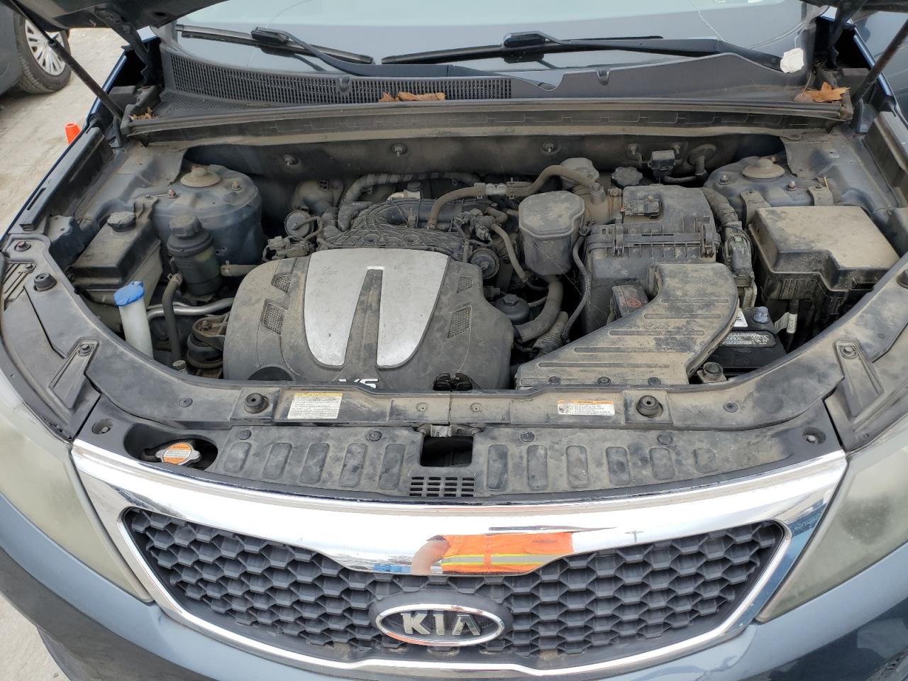2011 Kia Sorento - Image 12