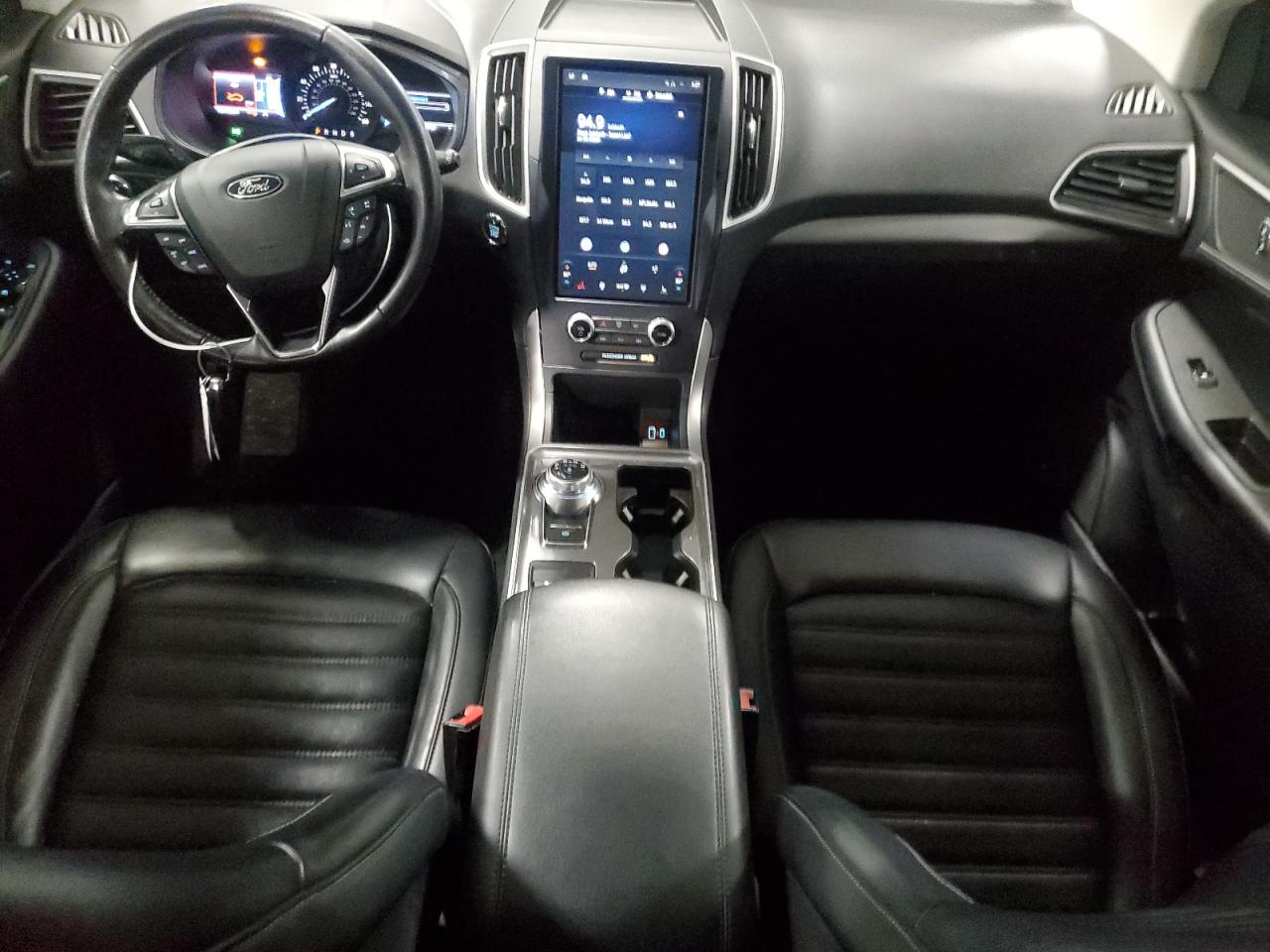 2023 Ford Edge - Image 8