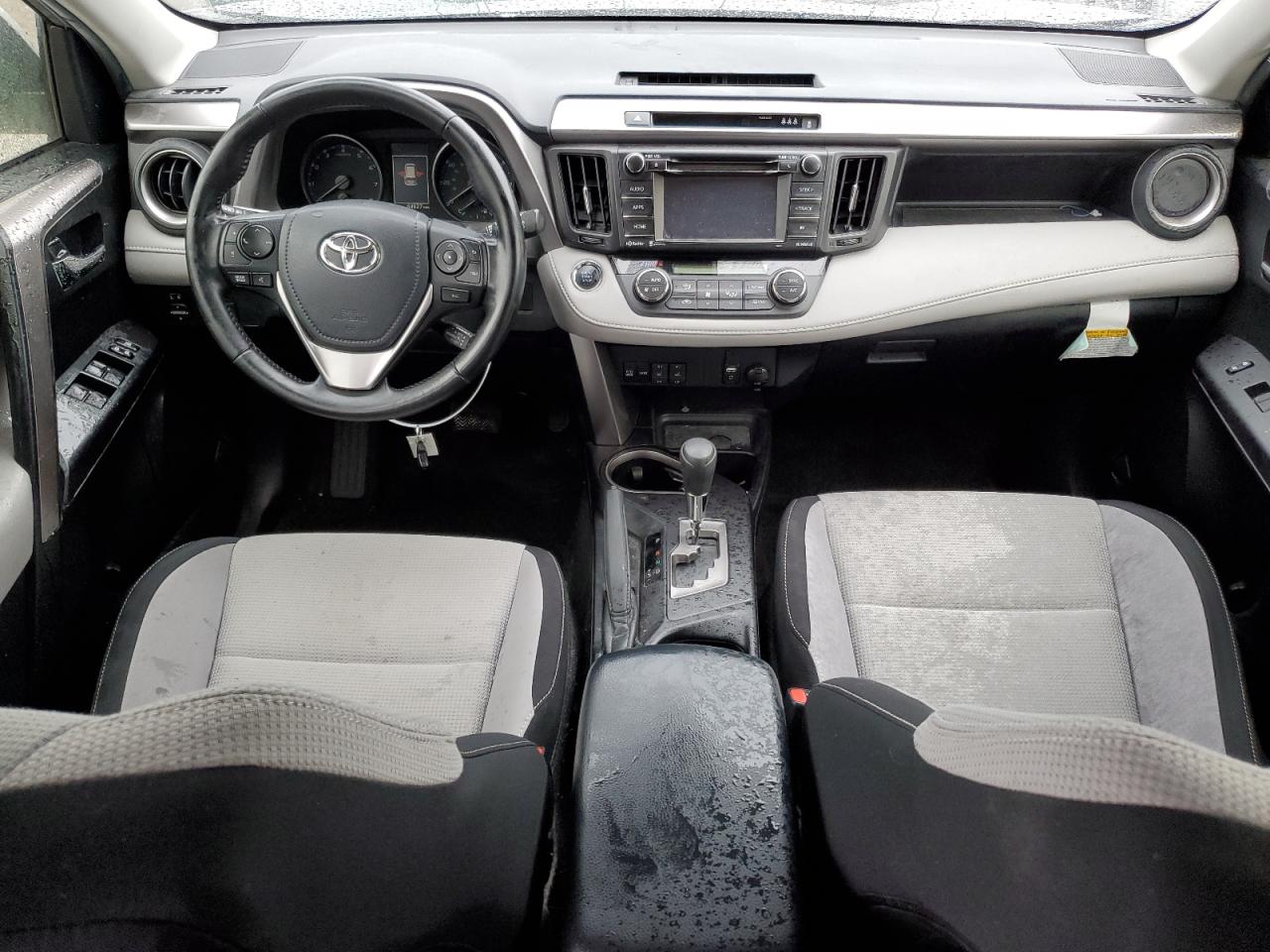 2018 Toyota RAV 4 - Image 8