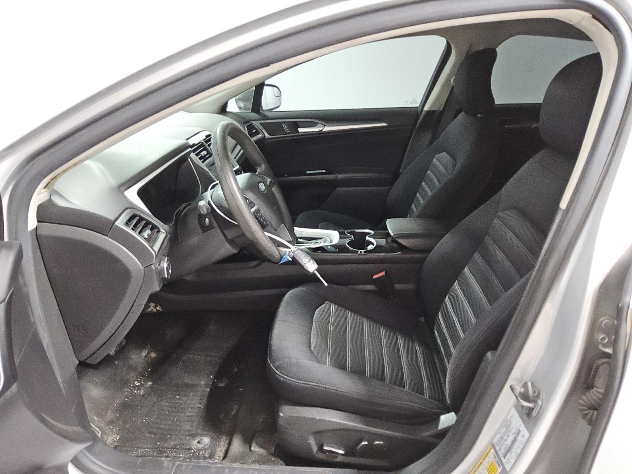 2016 Ford Fusion - Image 7