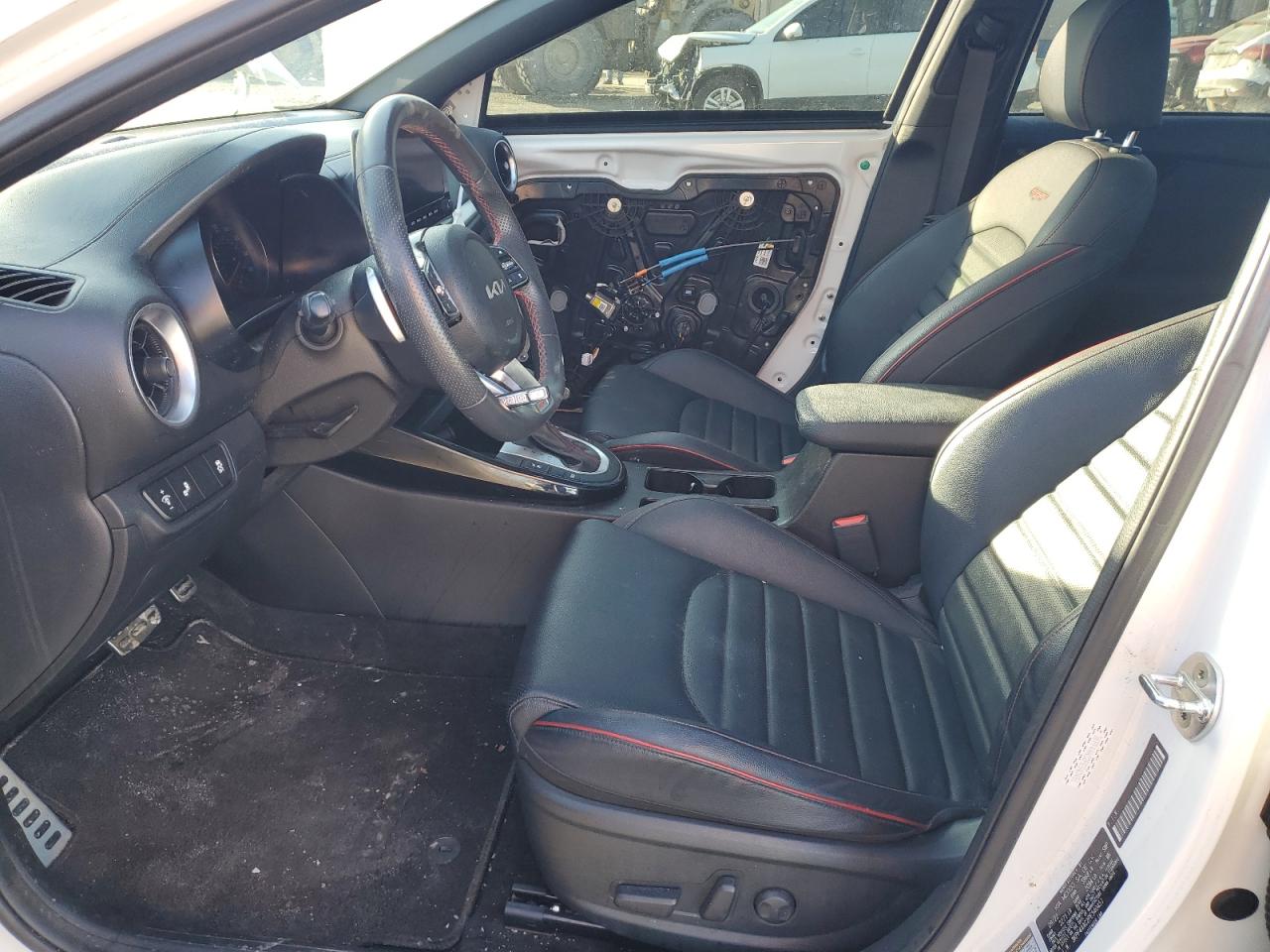 2023 Kia Forte - Image 7