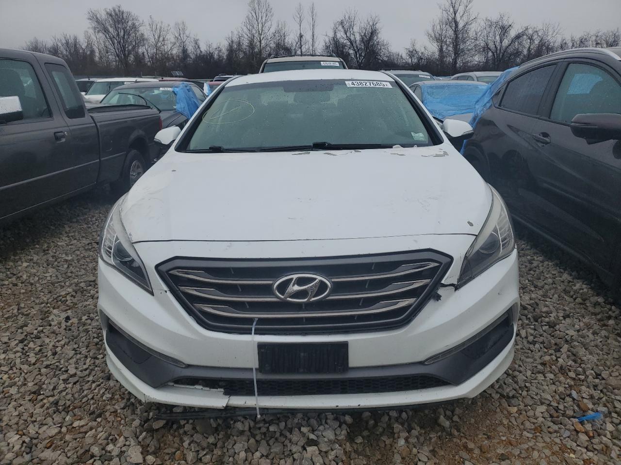 2015 Hyundai Sonata - Image 5