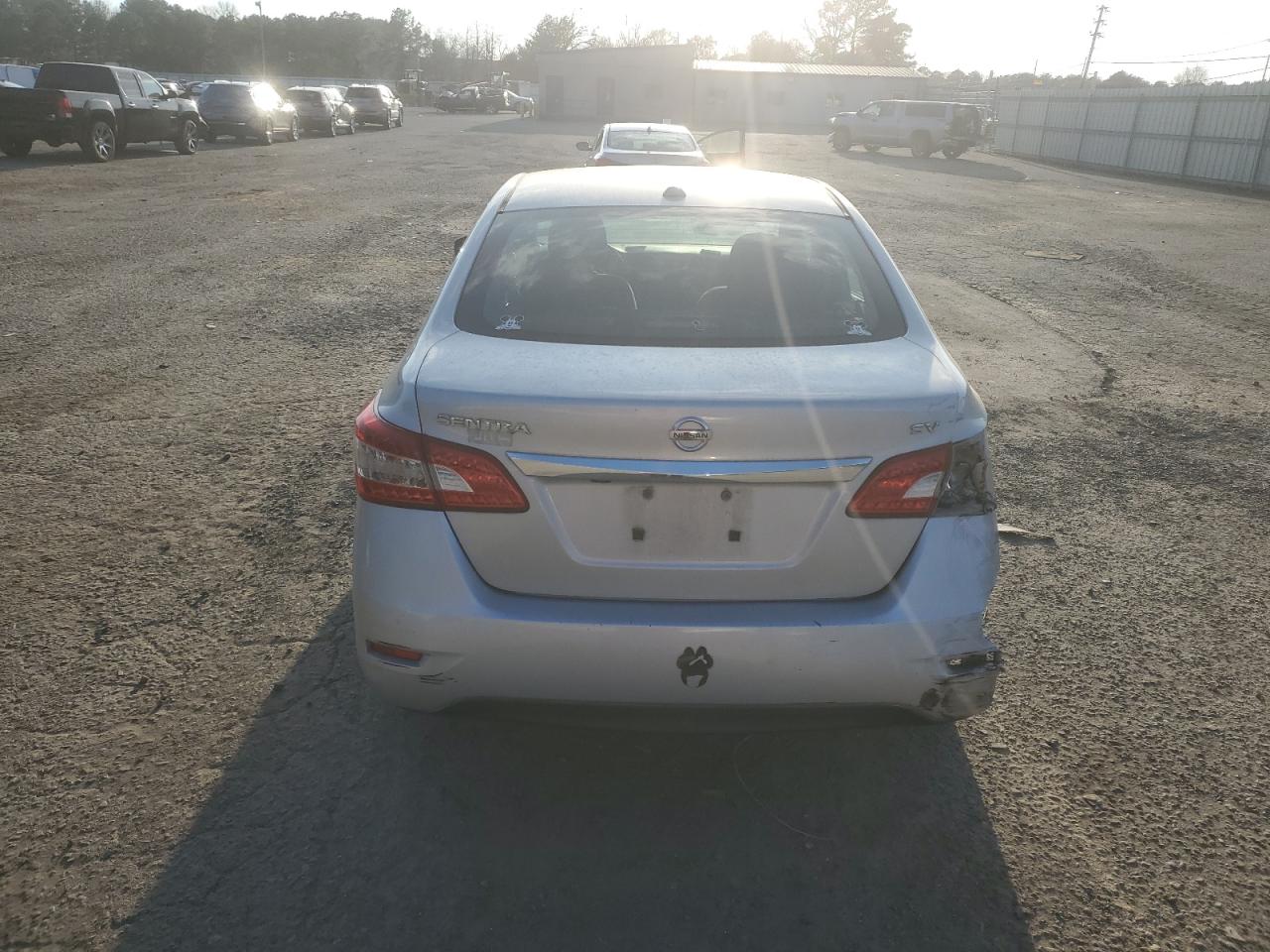 2015 Nissan Sentra - Image 6