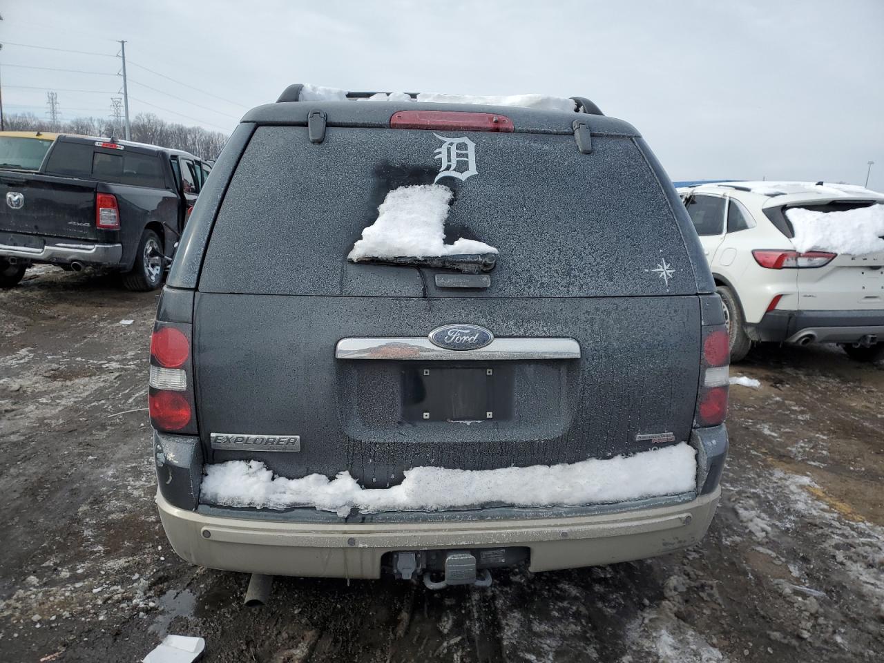 2006 Ford Explorer - Image 6
