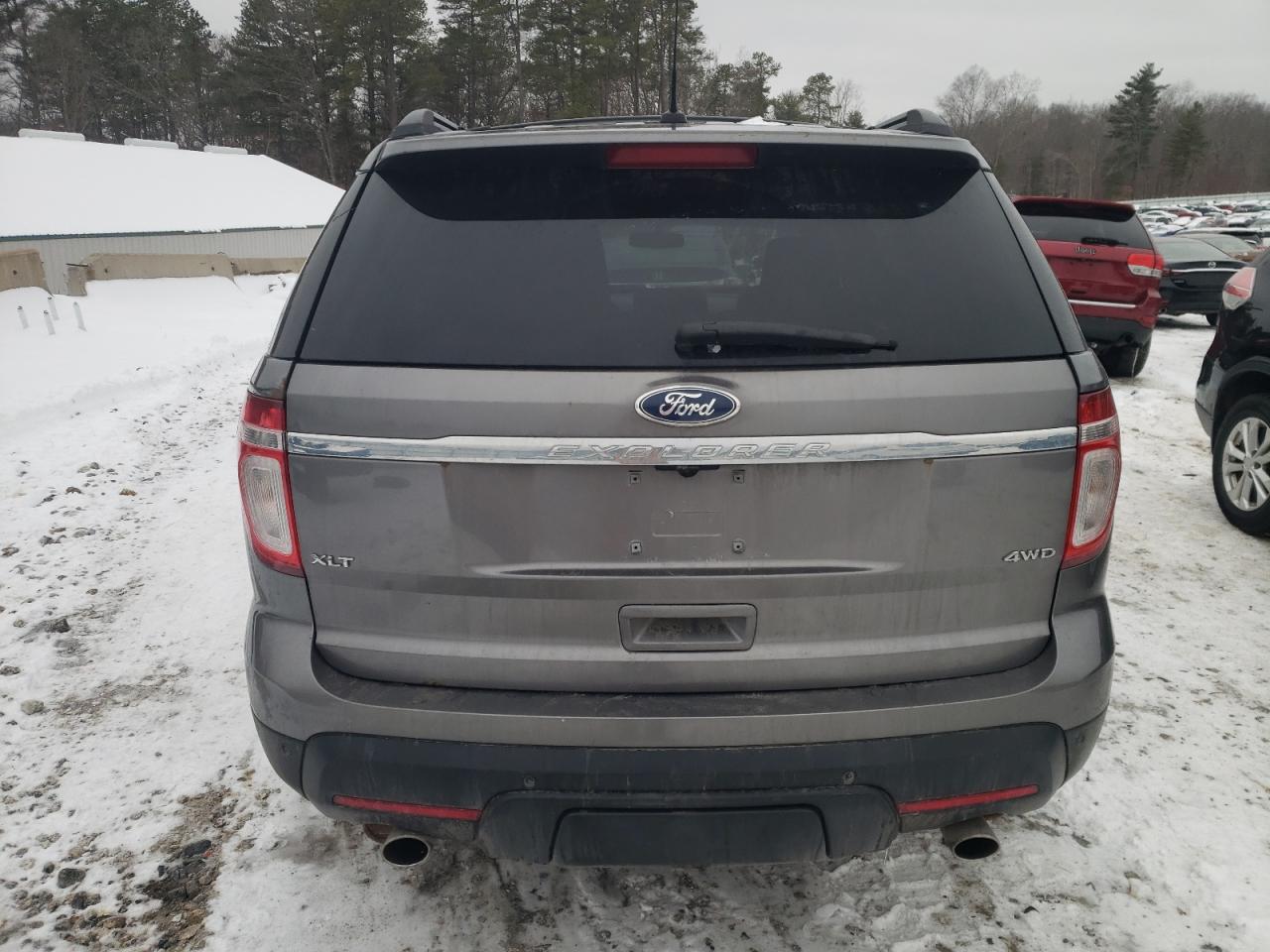 2013 Ford Explorer - Image 6