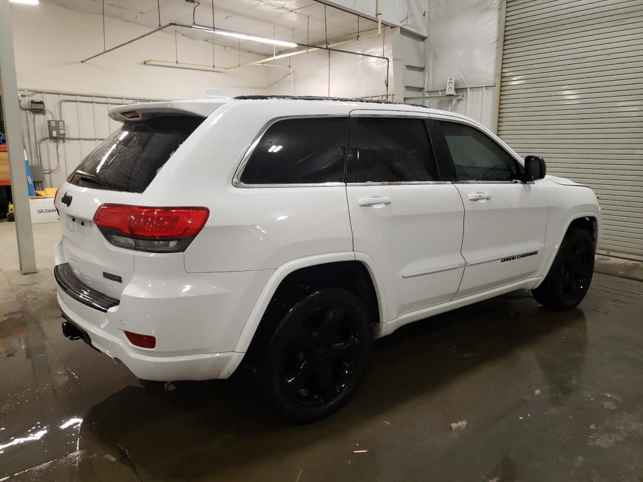 2015 Jeep Grand Cherokee - Image 3