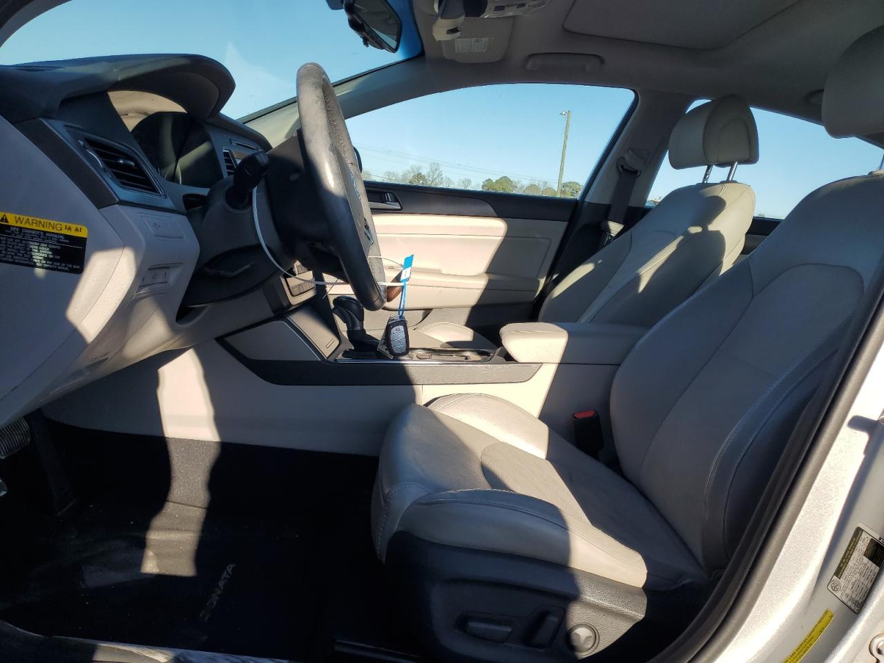 2017 Hyundai Sonata - Image 7