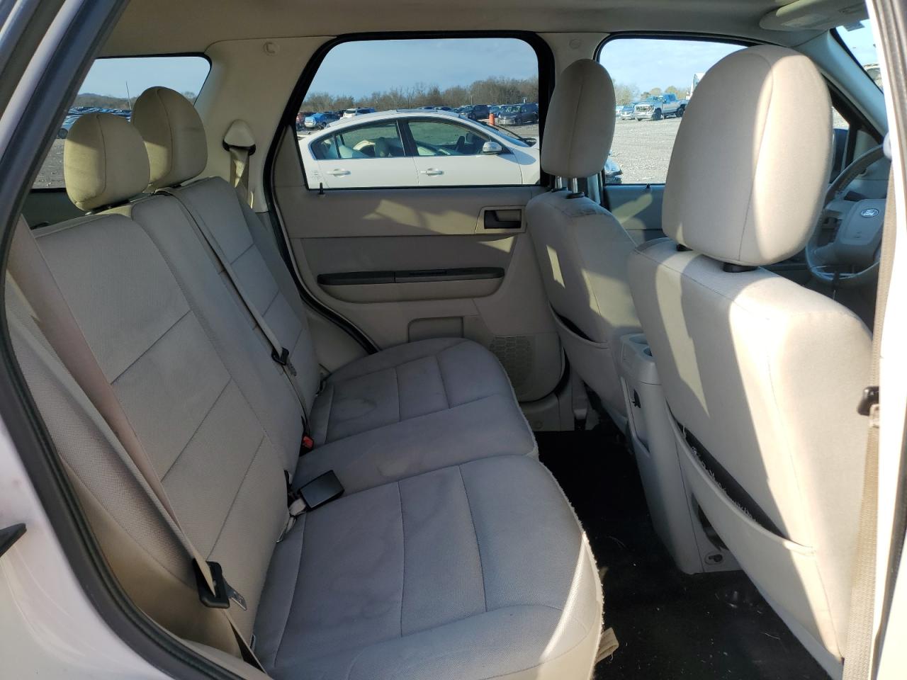 2012 Ford Escape - Image 11