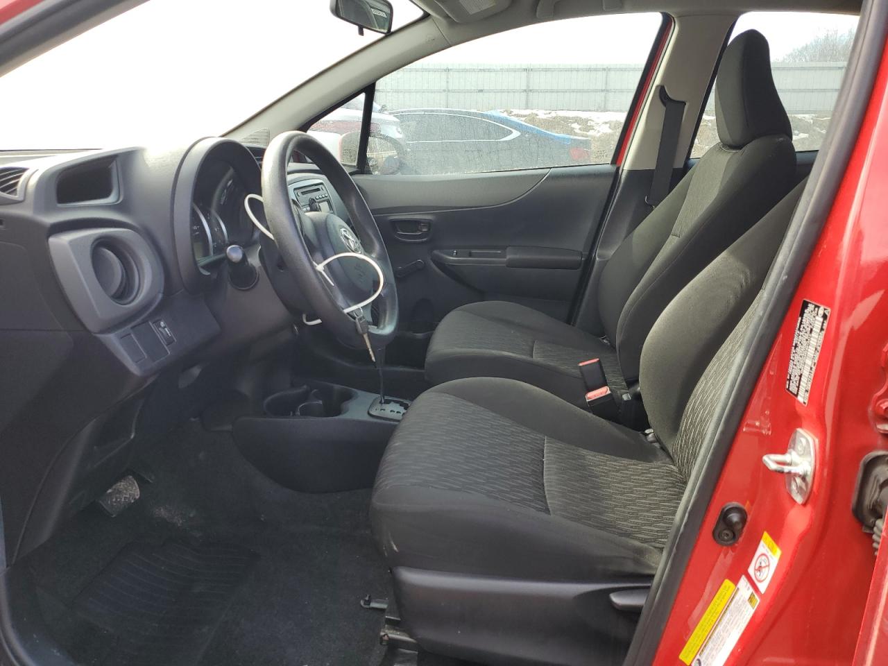 2014 Toyota Yaris - Image 7
