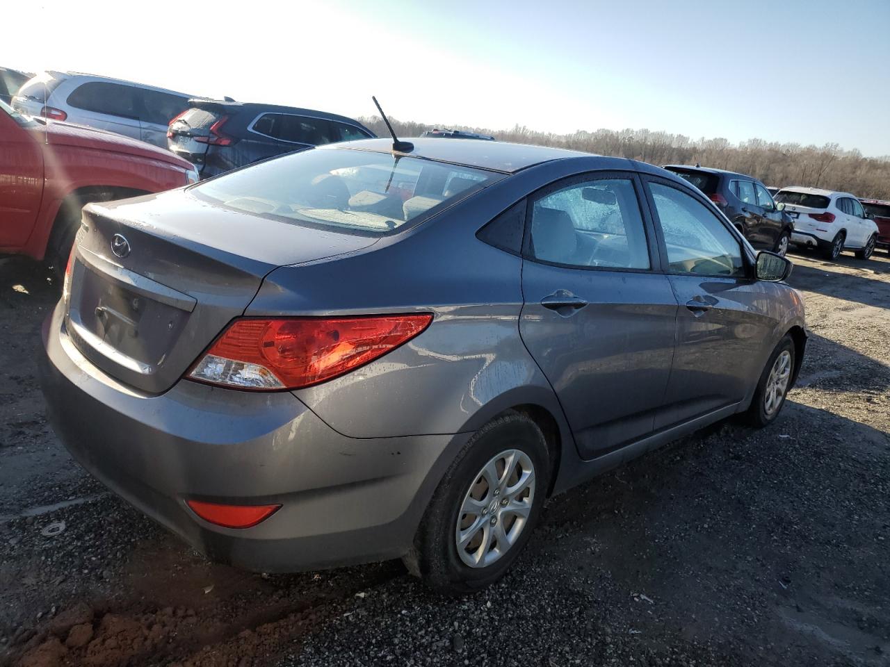 2014 Hyundai Accent - Image 3