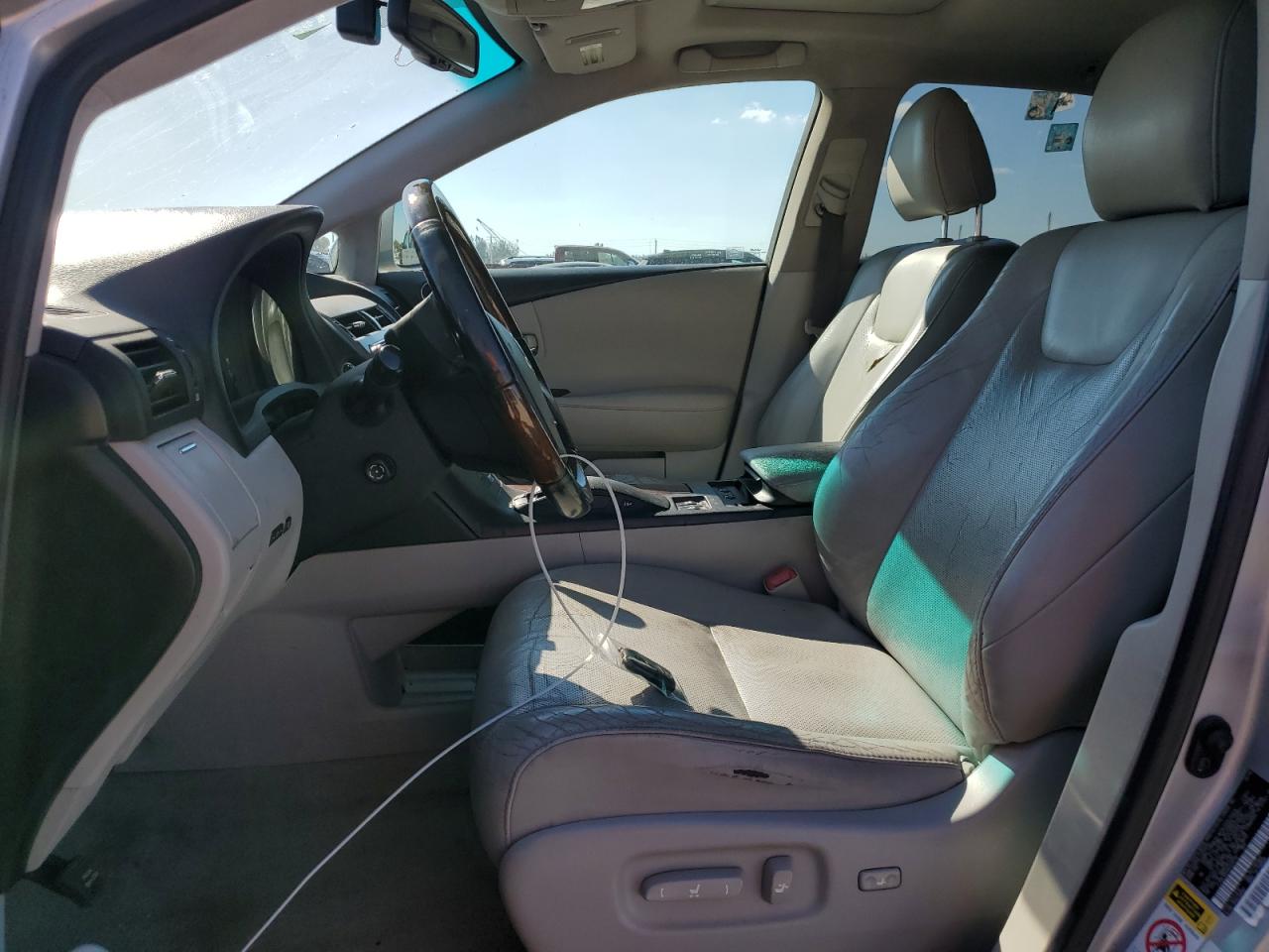 2010 Lexus RX - Image 7
