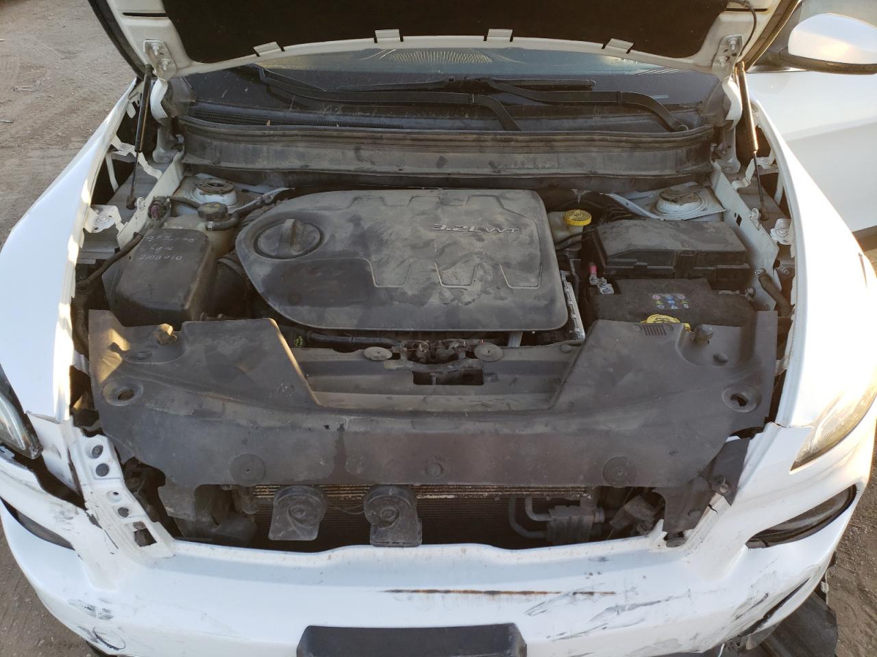 2014 Jeep Grand Cherokee - Image 12