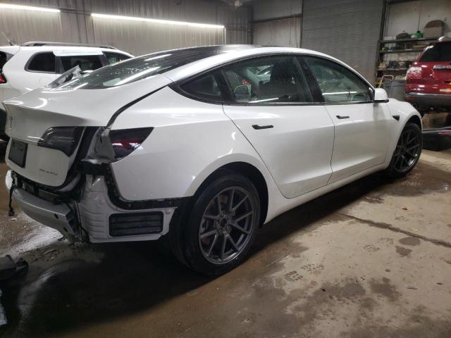  TESLA MODEL 3 2022 Biały