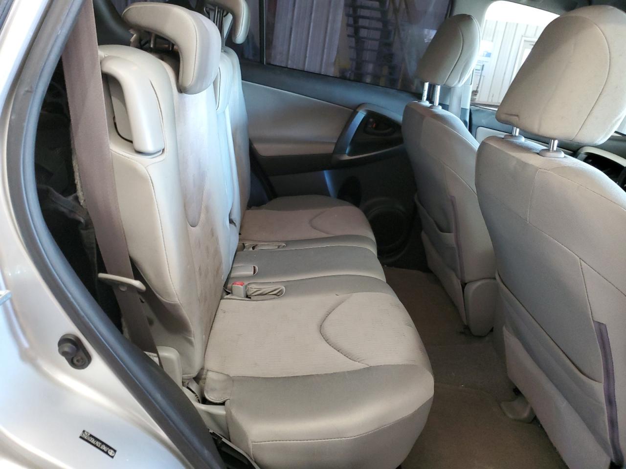 2009 Toyota RAV 4 - Image 11