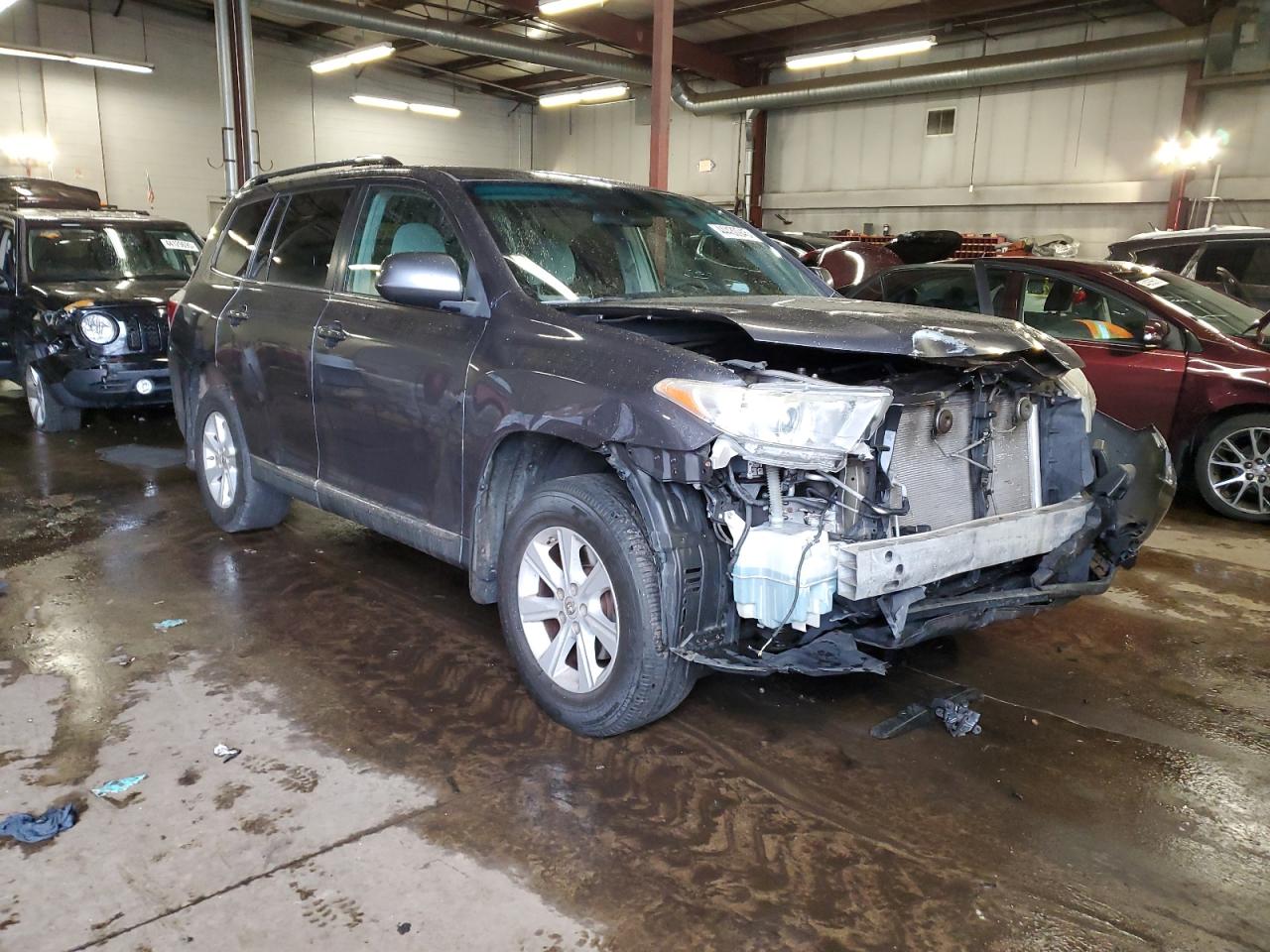 2013 Toyota Highlander - Image 4