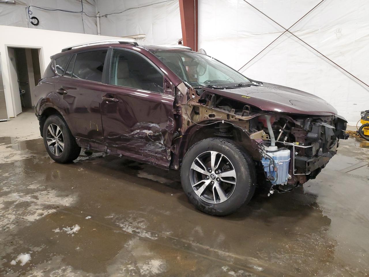 2016 Toyota RAV 4 - Image 4
