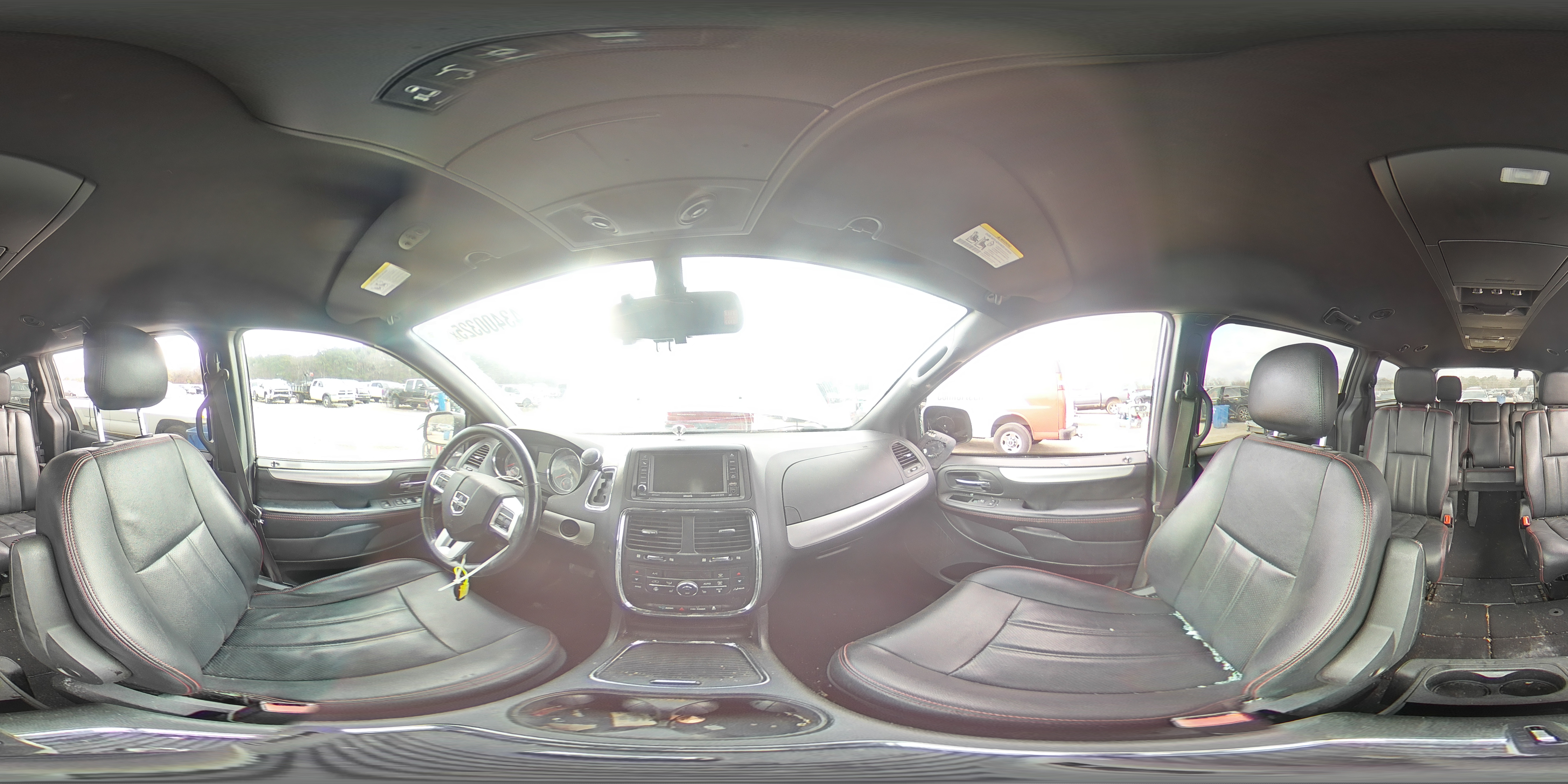 2018 Dodge Caravan - Image 13