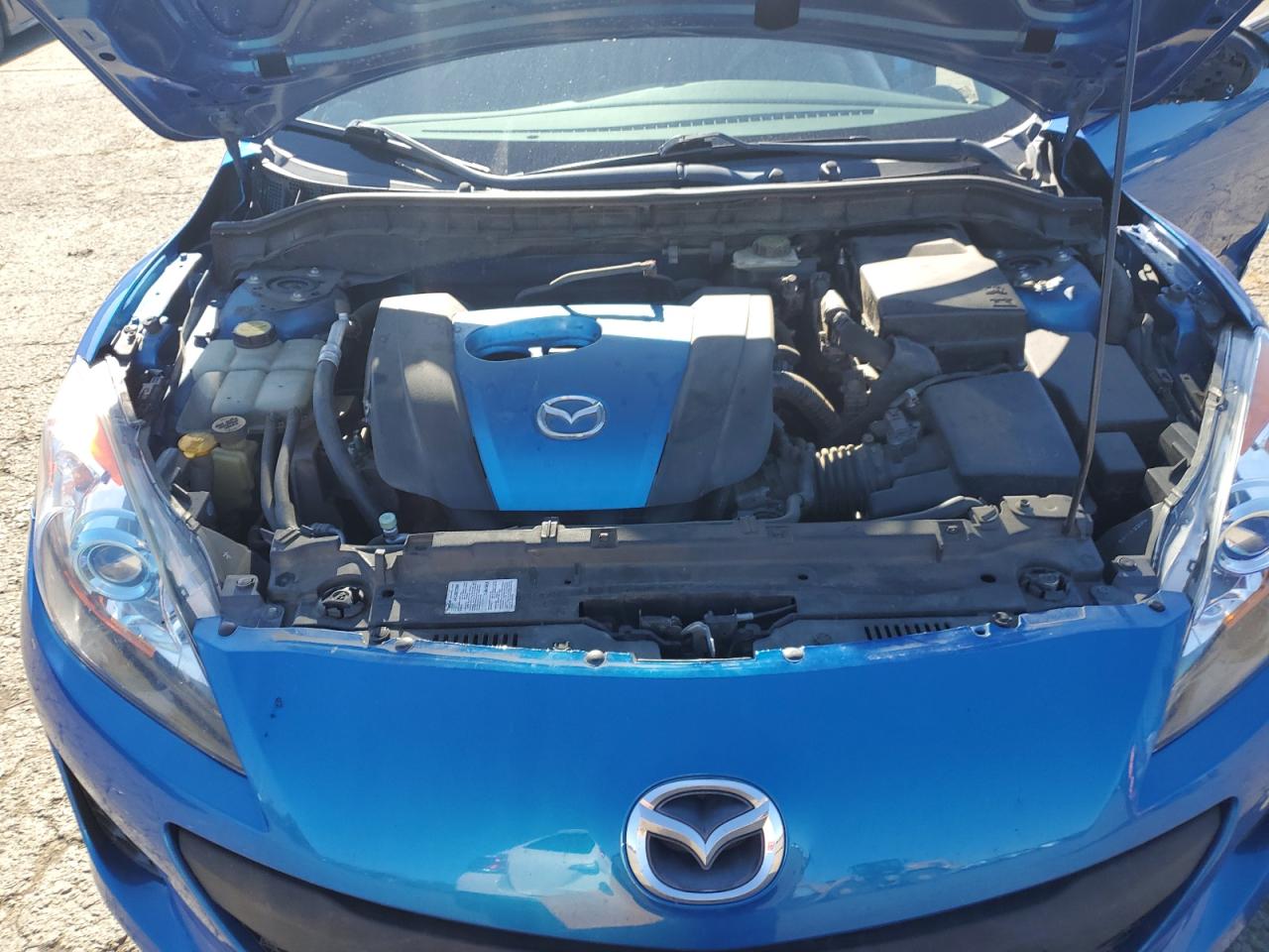 2012 Mazda 3 - Image 11