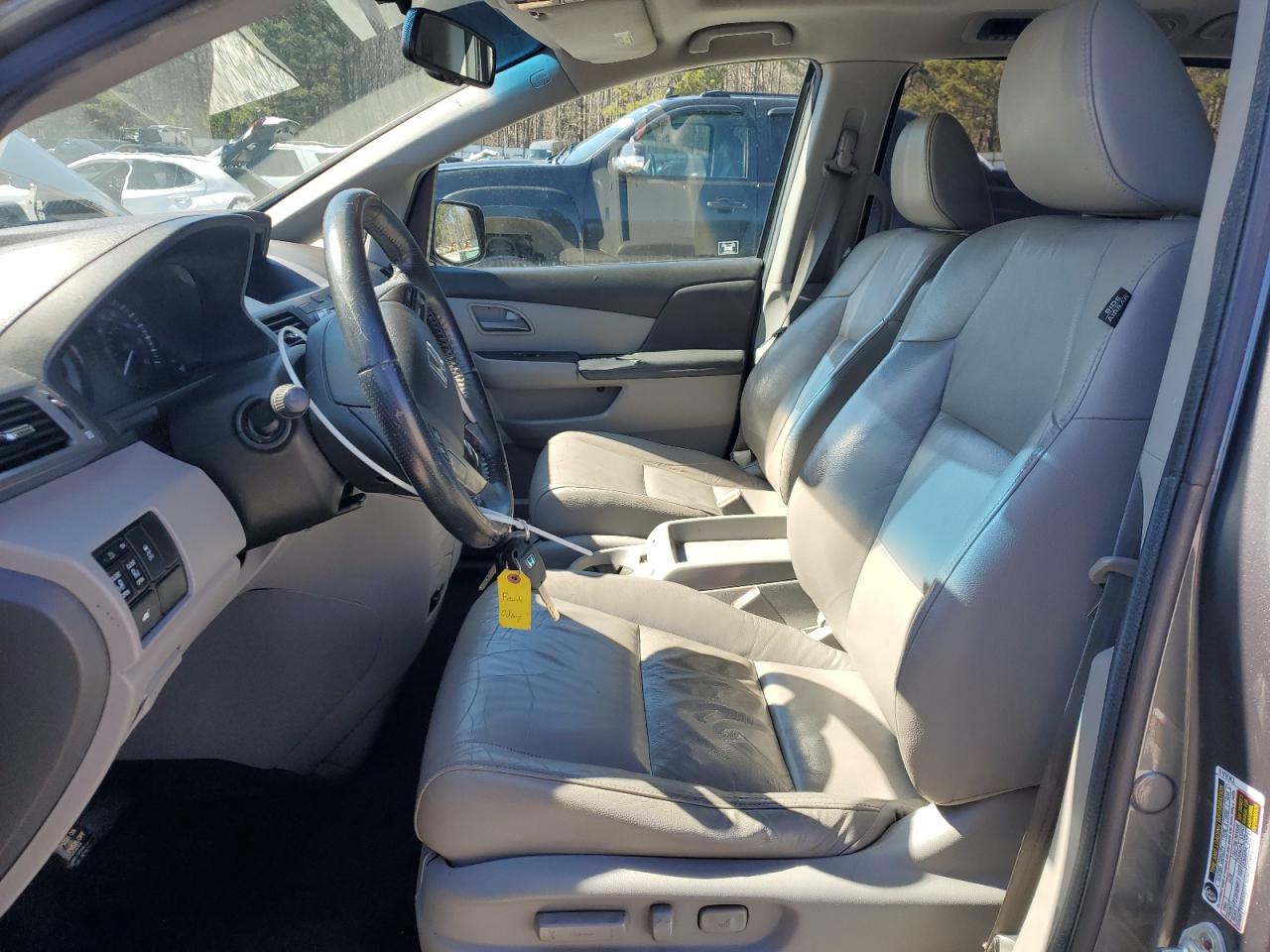 2011 Honda Odyssey - Image 7