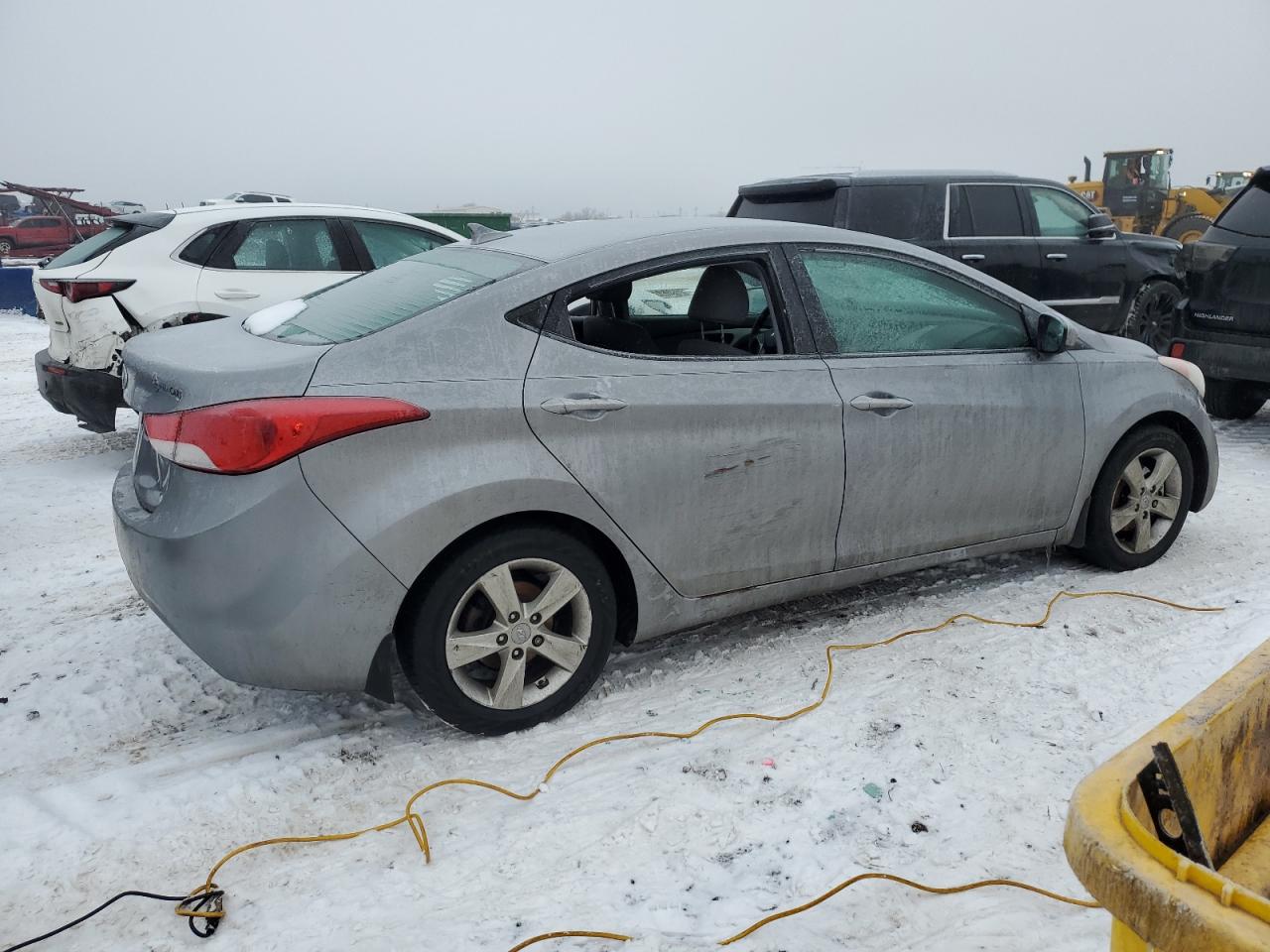 2013 Hyundai Elantra - Image 3
