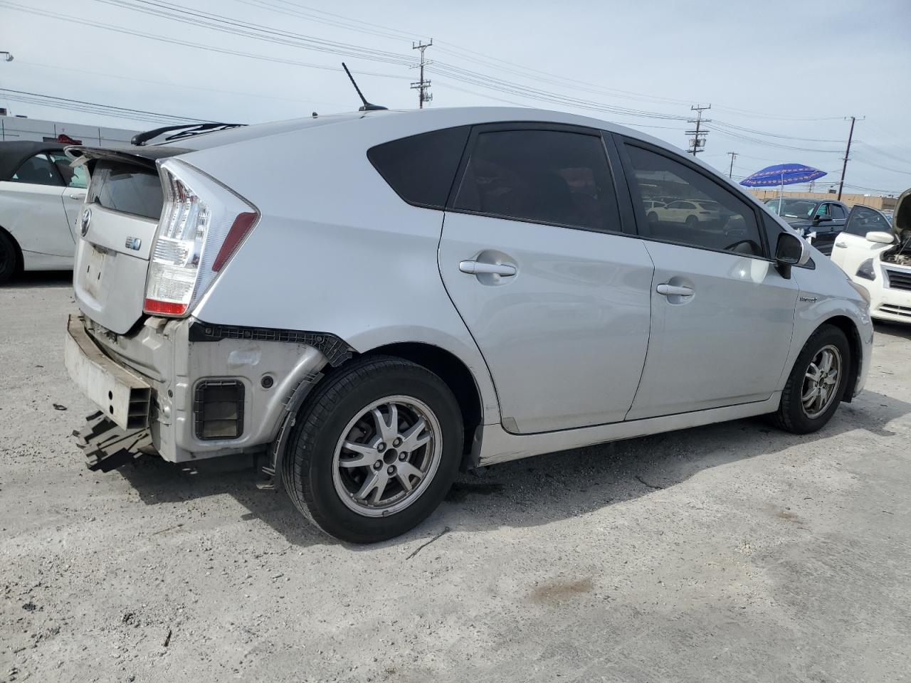 2010 Toyota Prius - Image 3