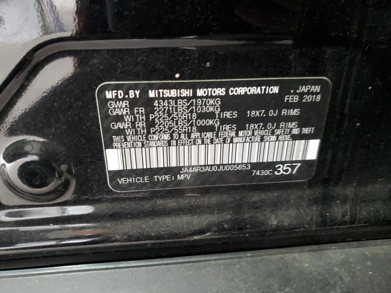 2018 Mitsubishi Outlander - Image 13